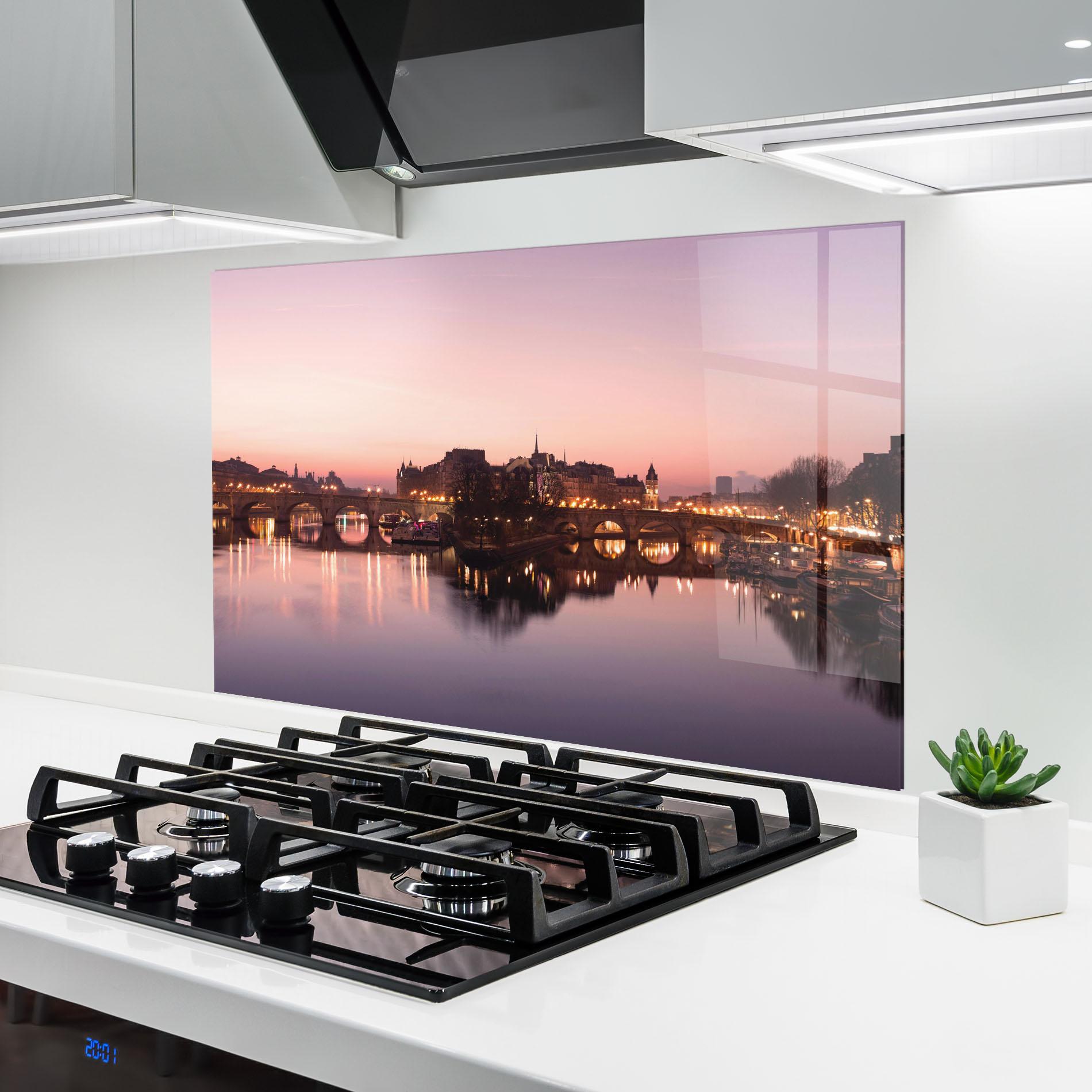 Panou Sticla Bucatarie Seine River mockup 6