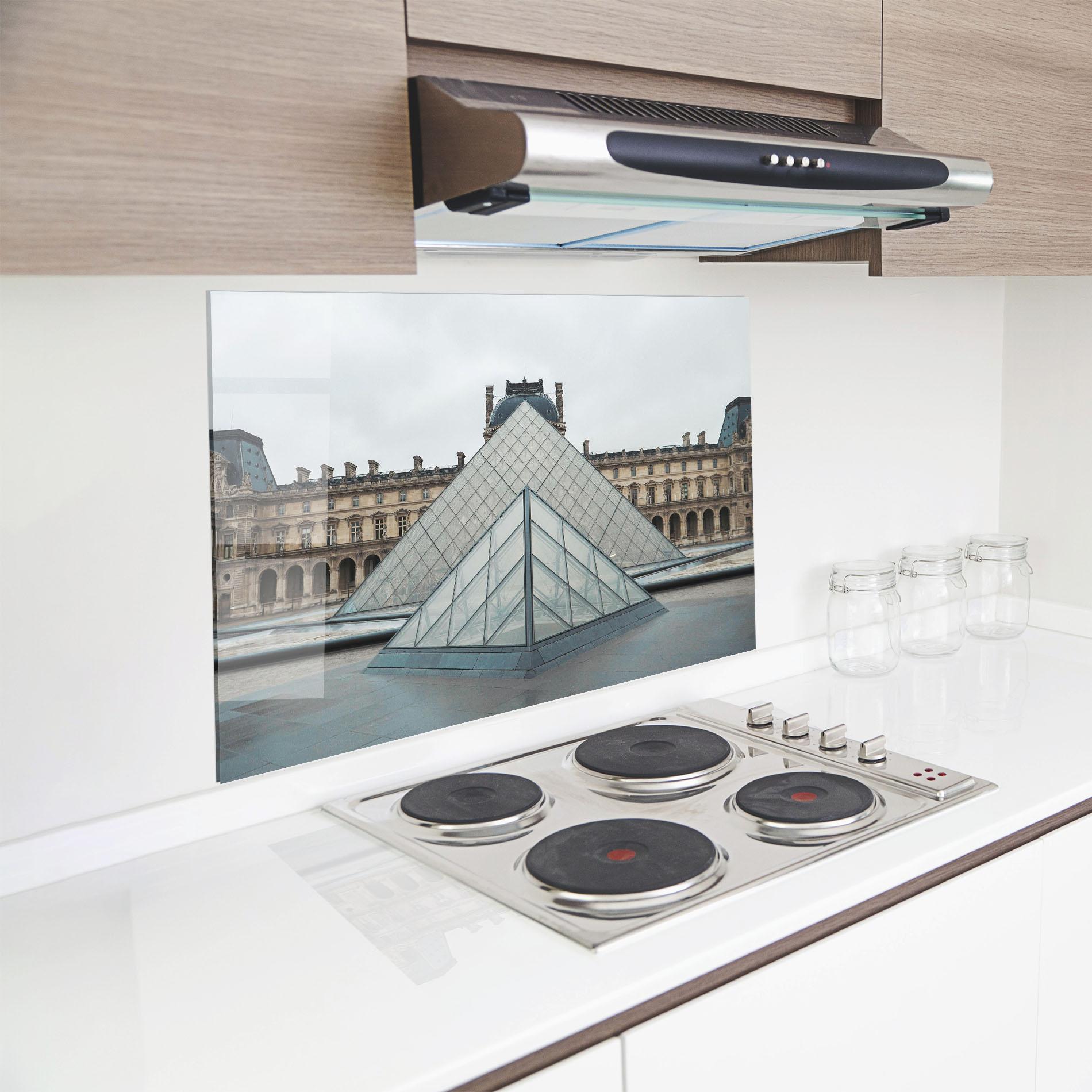 Panou Sticla Bucatarie Beautiful Louvre mockup 8