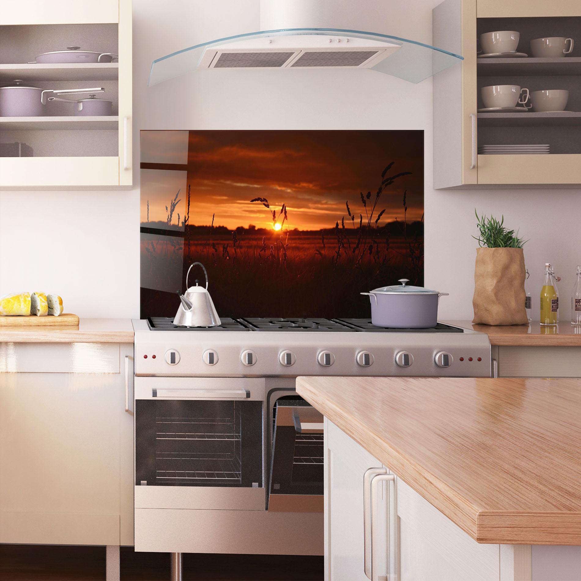 Panou Sticla Bucatarie Field Shilouette mockup 1