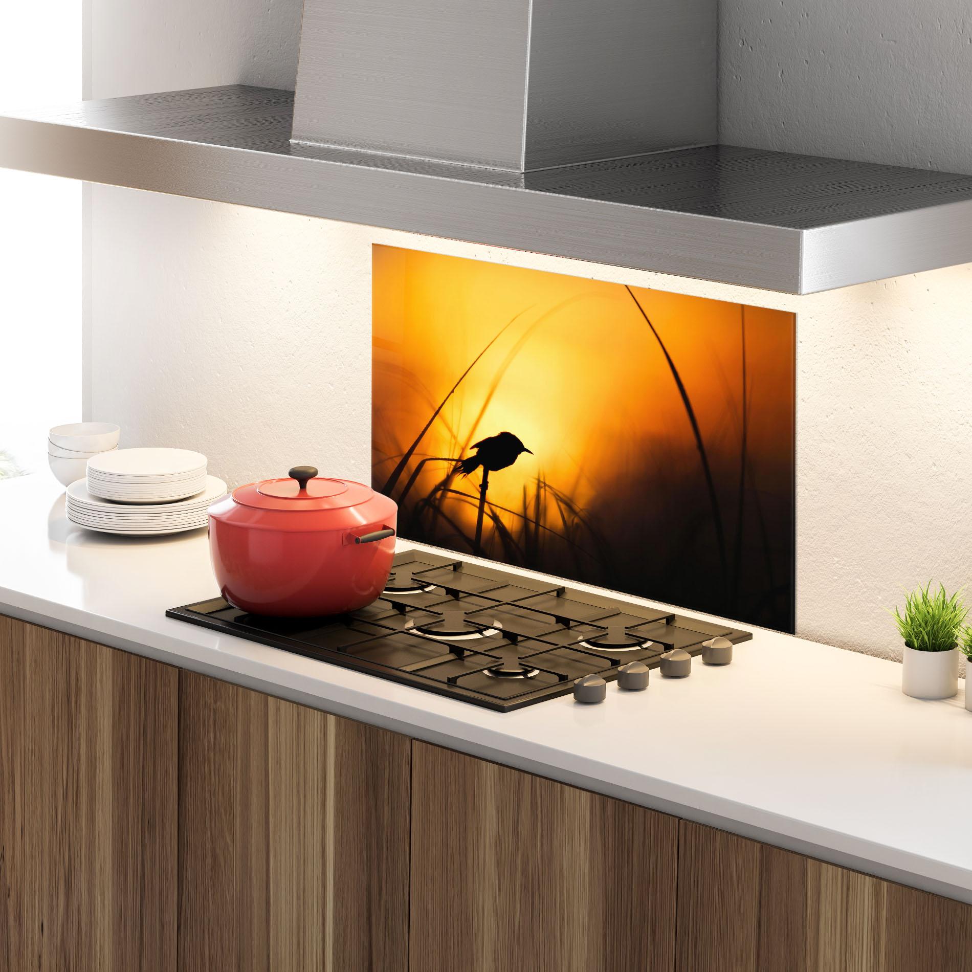 Panou Sticla Bucatarie Small Bird Sunset mockup 4