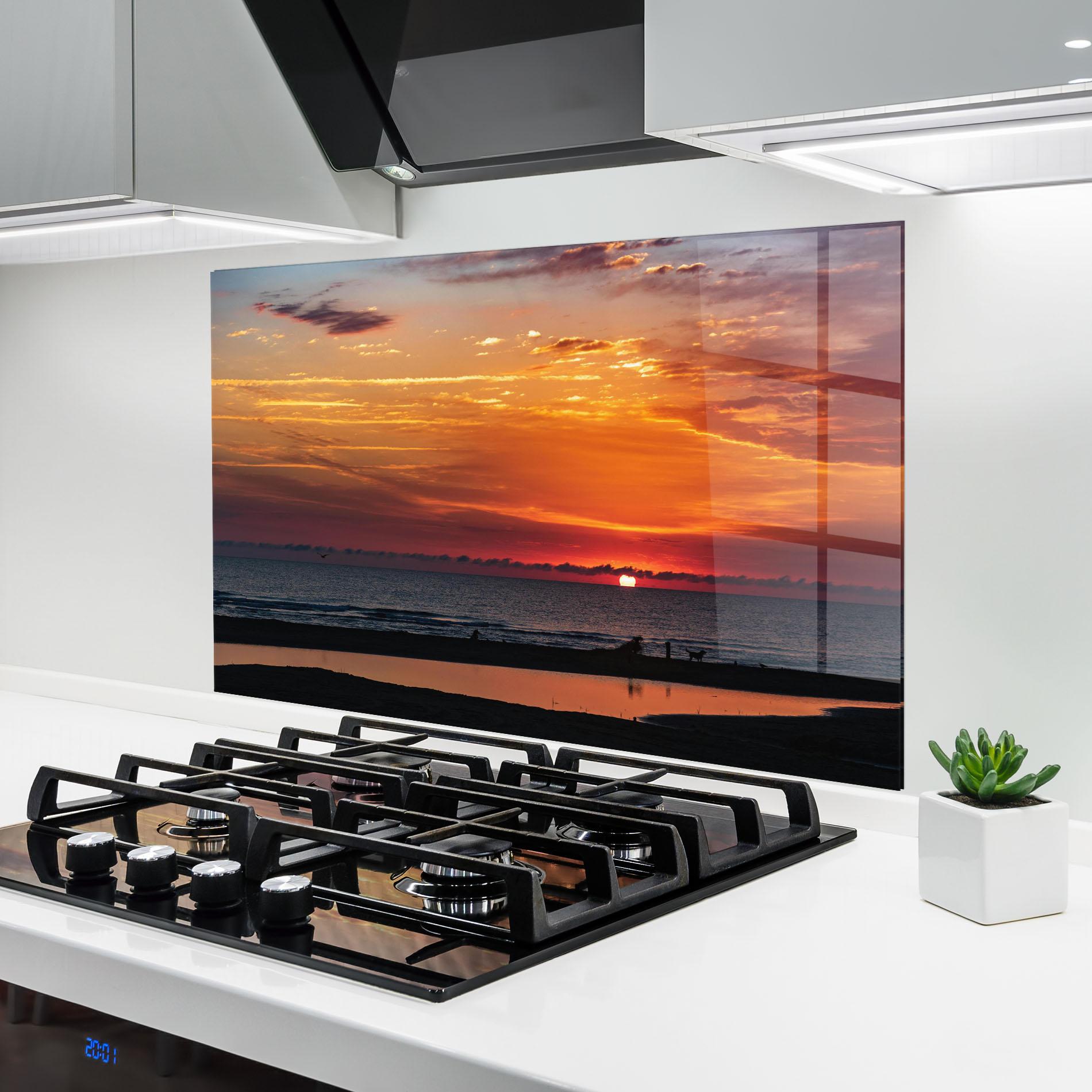 Panou Sticla Bucatarie Colorful Sunrise Sea mockup 6
