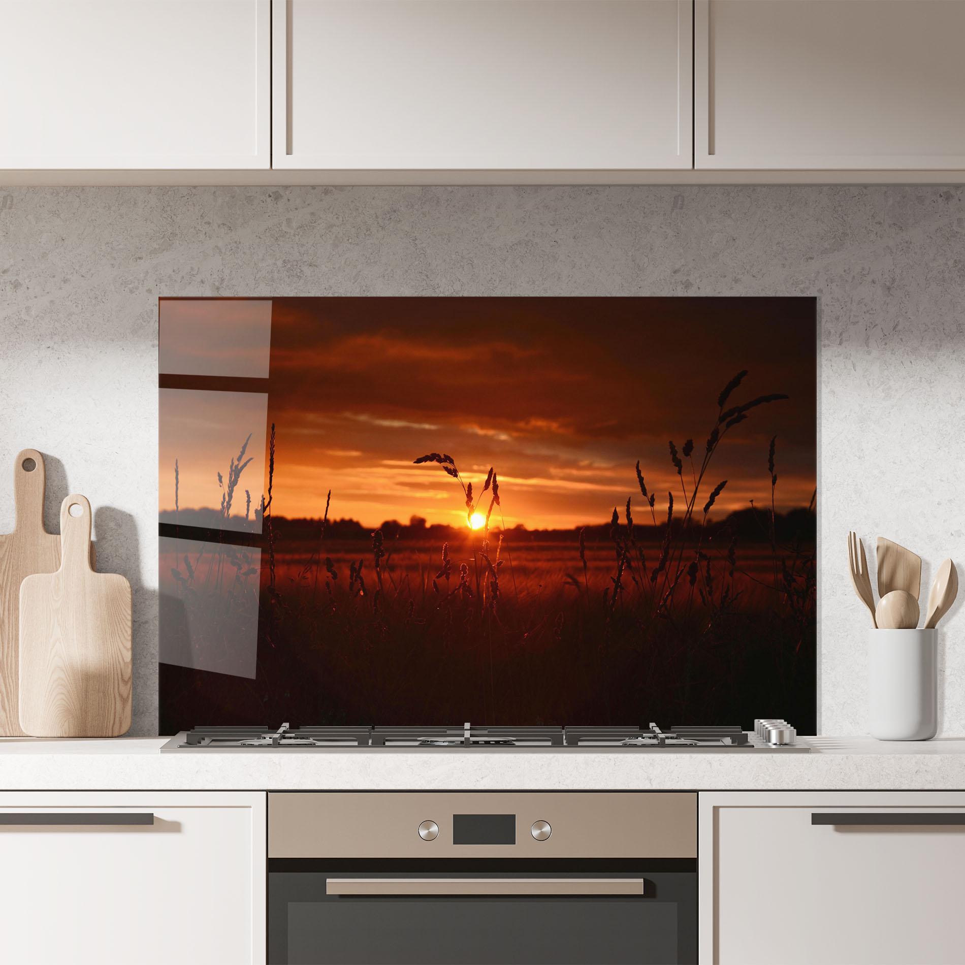 Panou Sticla Bucatarie Field Shilouette mockup 7