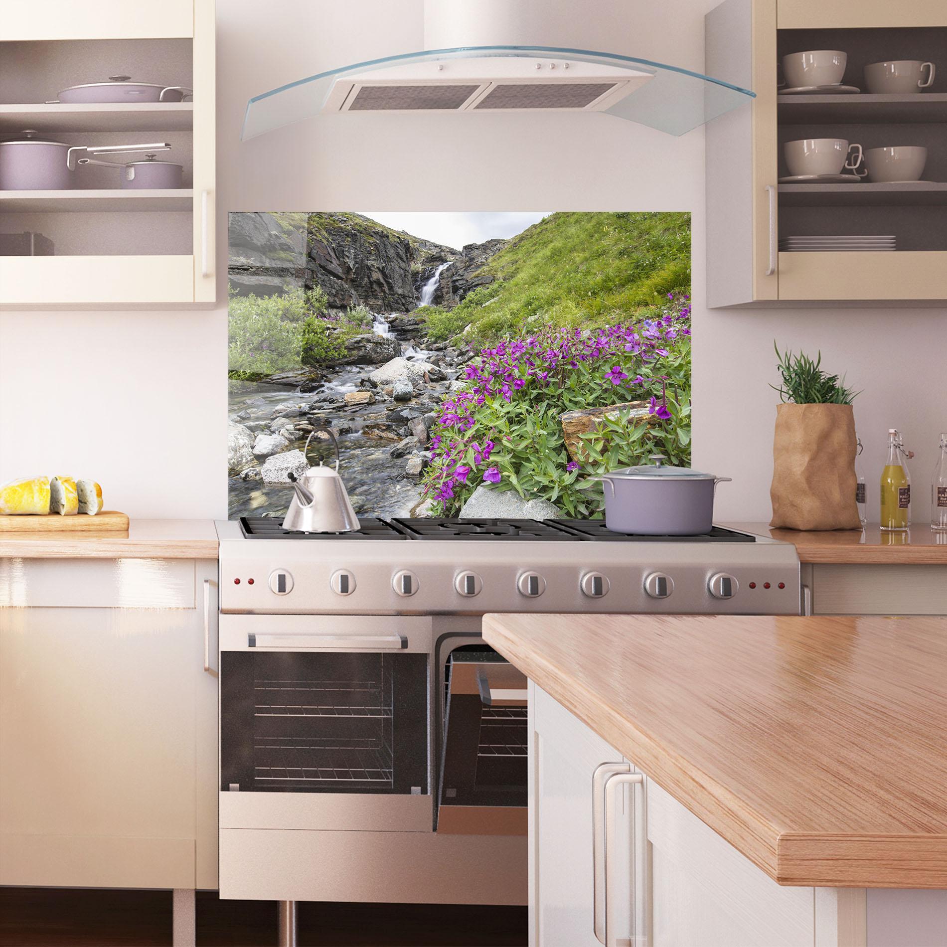 Panou Sticla Bucatarie Purple Flowers Waterfall mockup 1