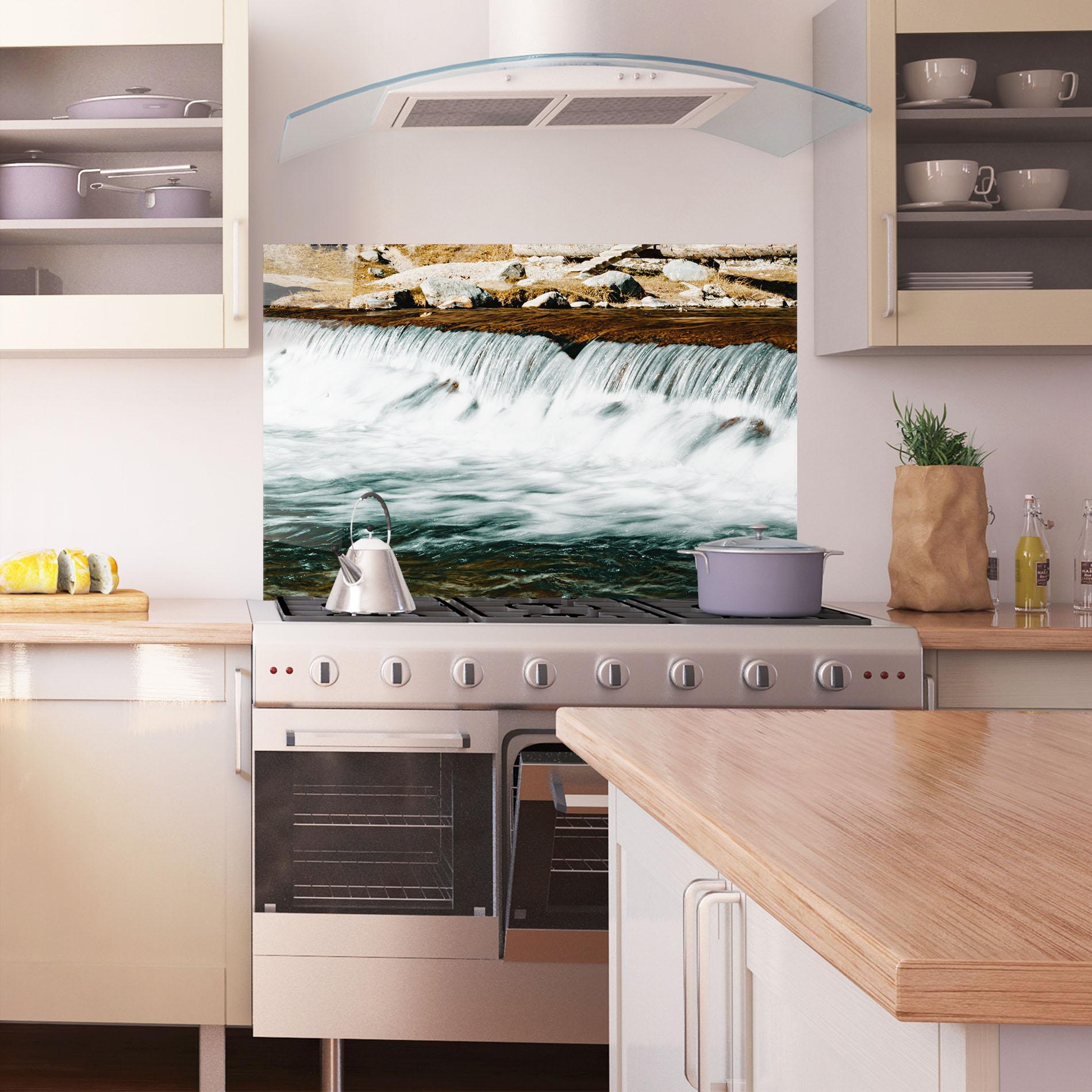 Panou Sticla Bucatarie Small Pretty Waterfall mockup 1