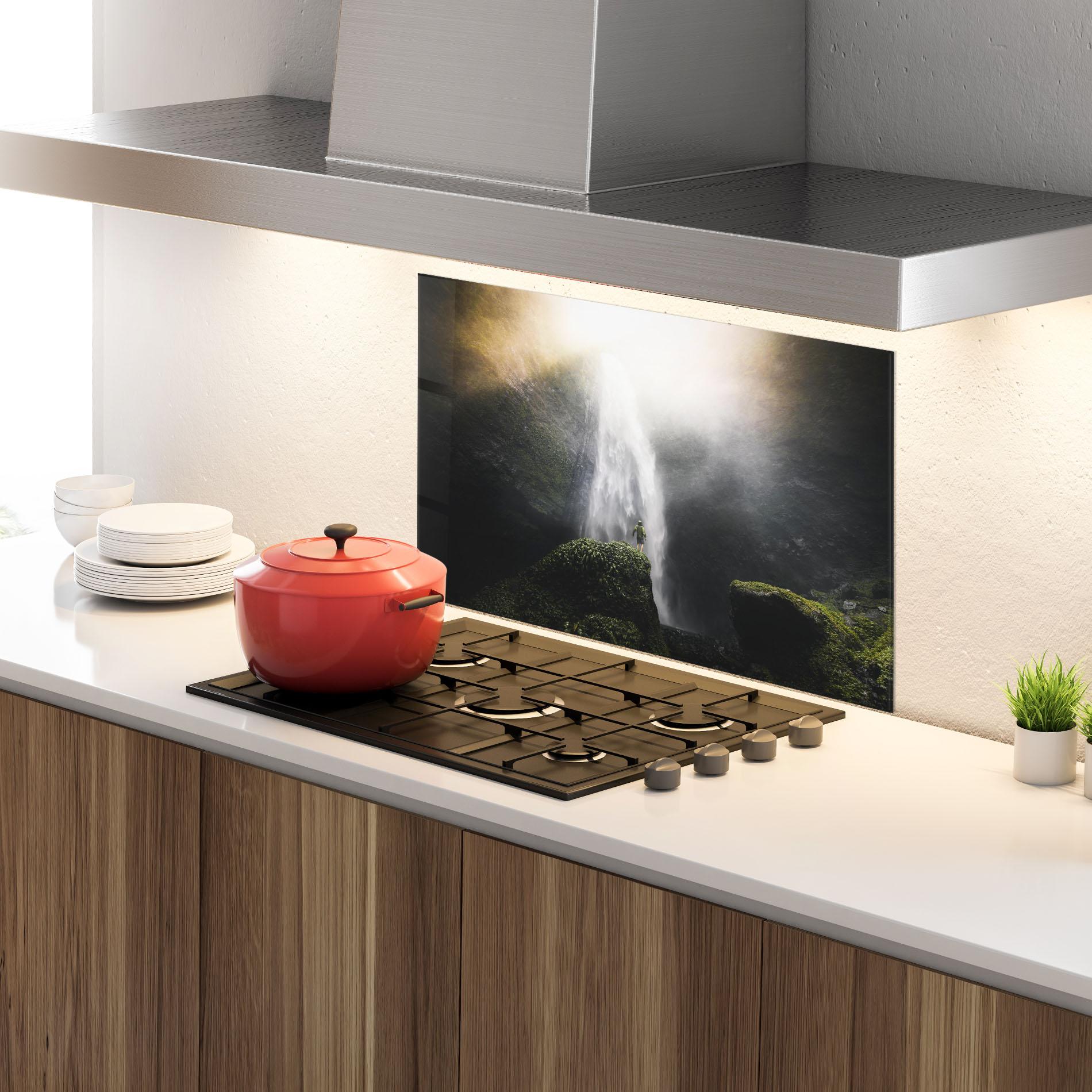 Panou Sticla Bucatarie Green Man Waterfall mockup 4