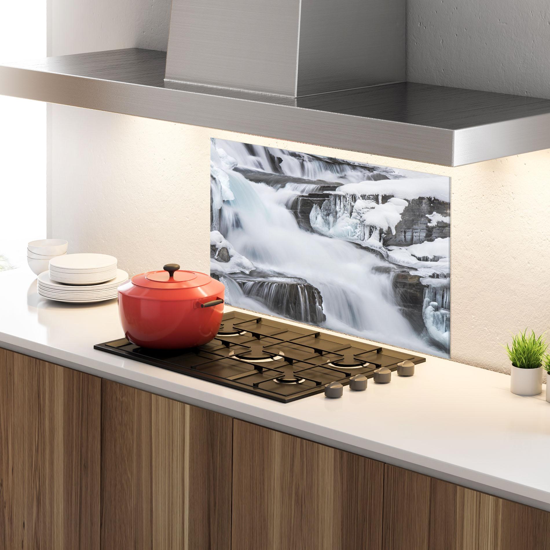 Panou Sticla Bucatarie Majestic Winter Waterfall mockup 4