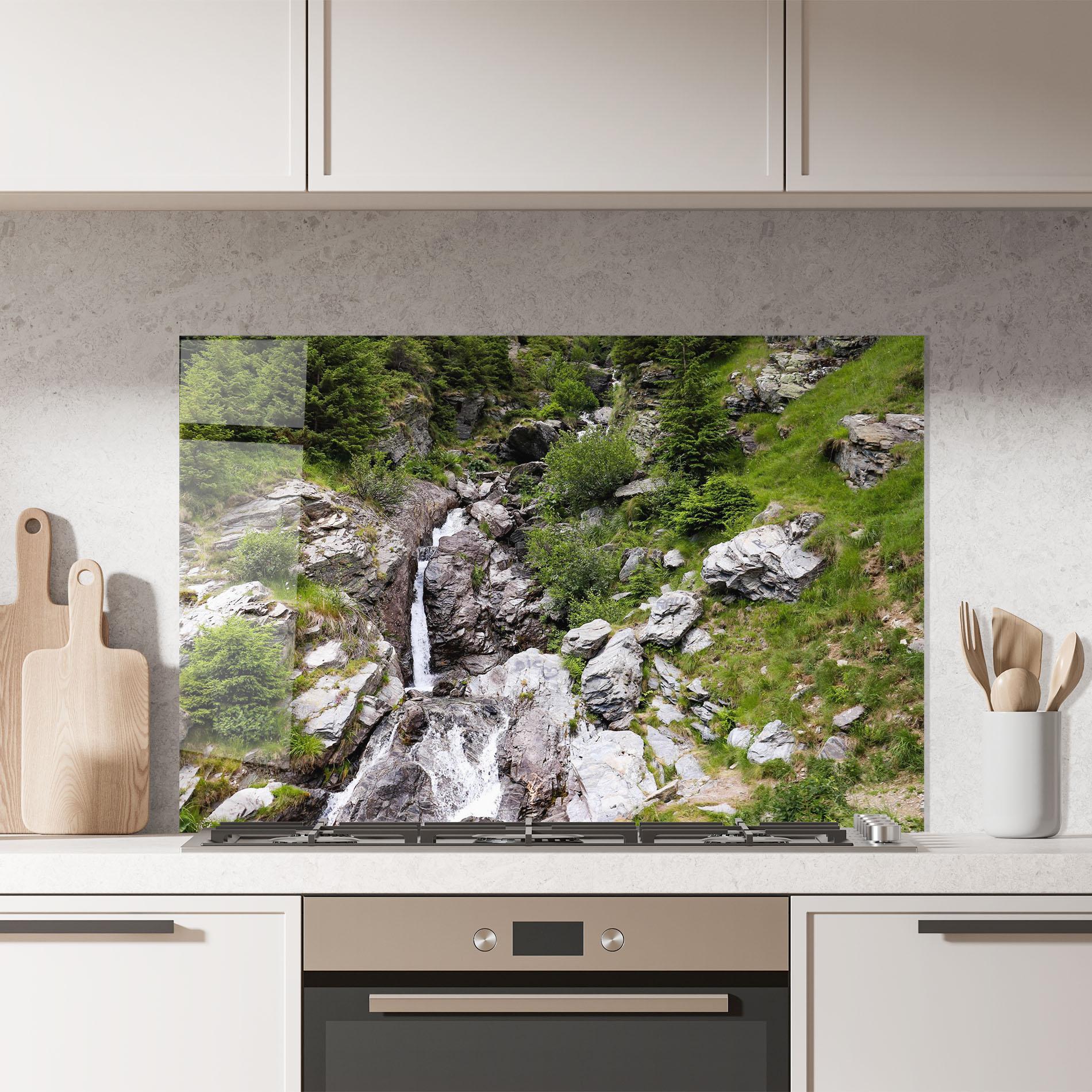 Panou Sticla Bucatarie Small Waterfall mockup 7
