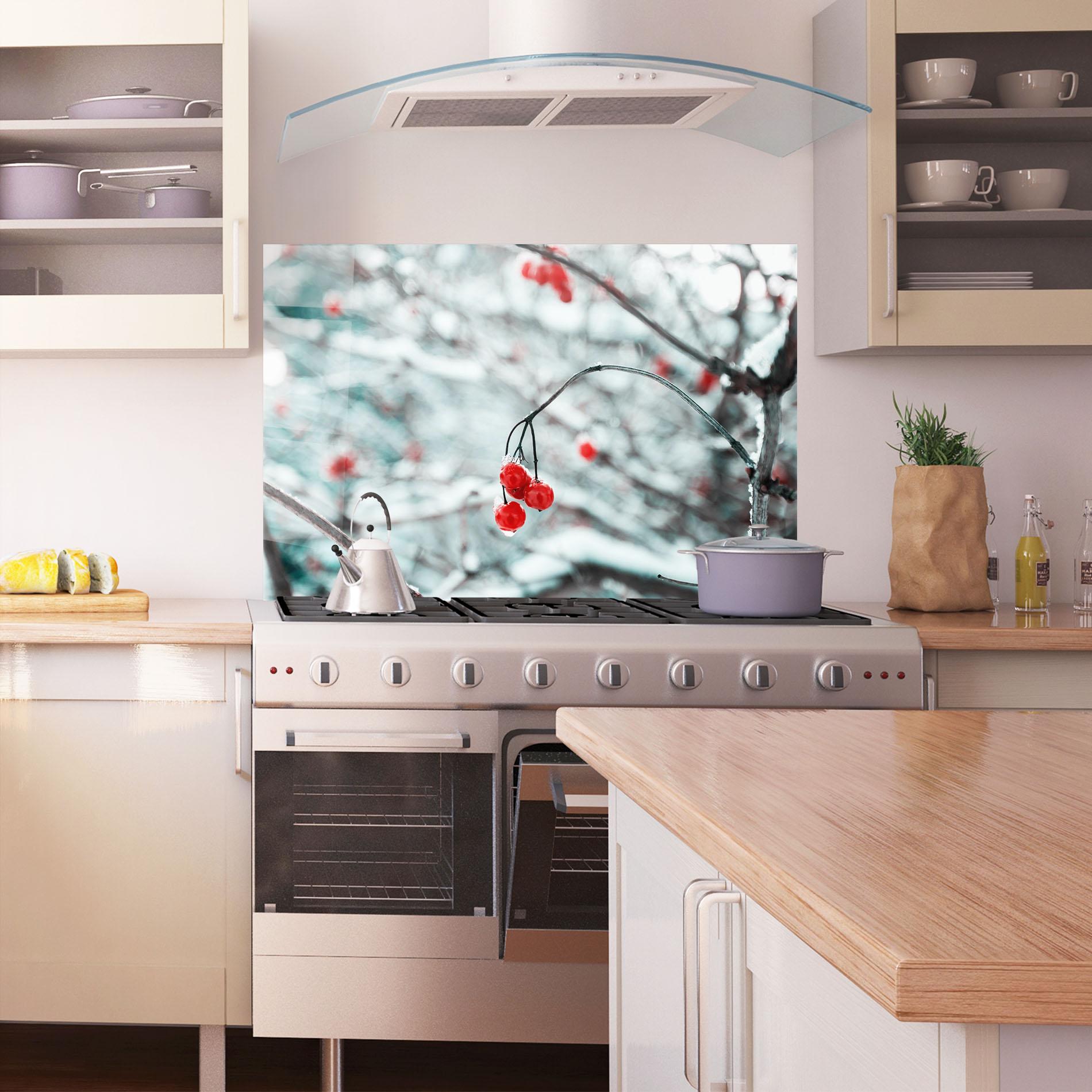 Panou Sticla Bucatarie Snow Red Fruits mockup 1