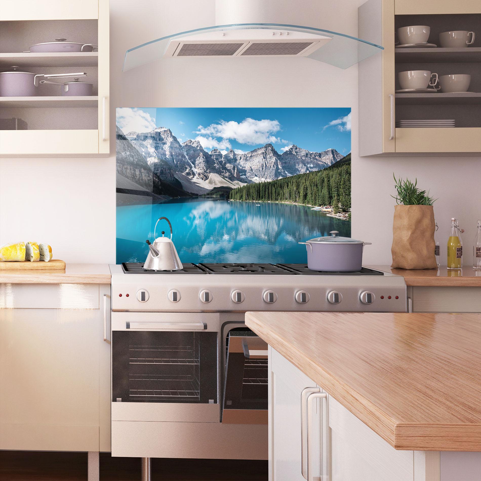 Panou Sticla Bucatarie Beautiful Lake Canada mockup 1