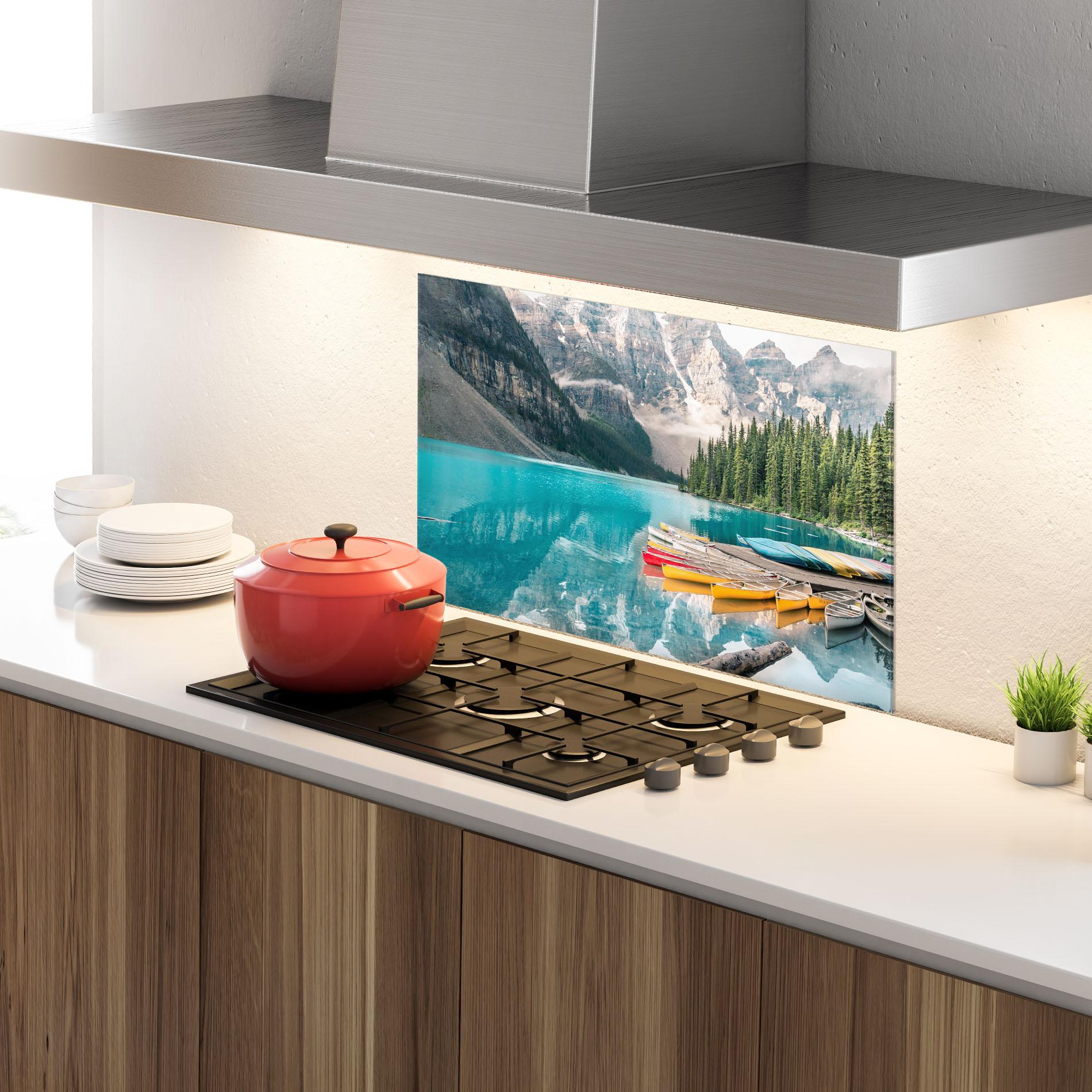 Panou Sticla Bucatarie Beautiful Moraine Lake mockup 4