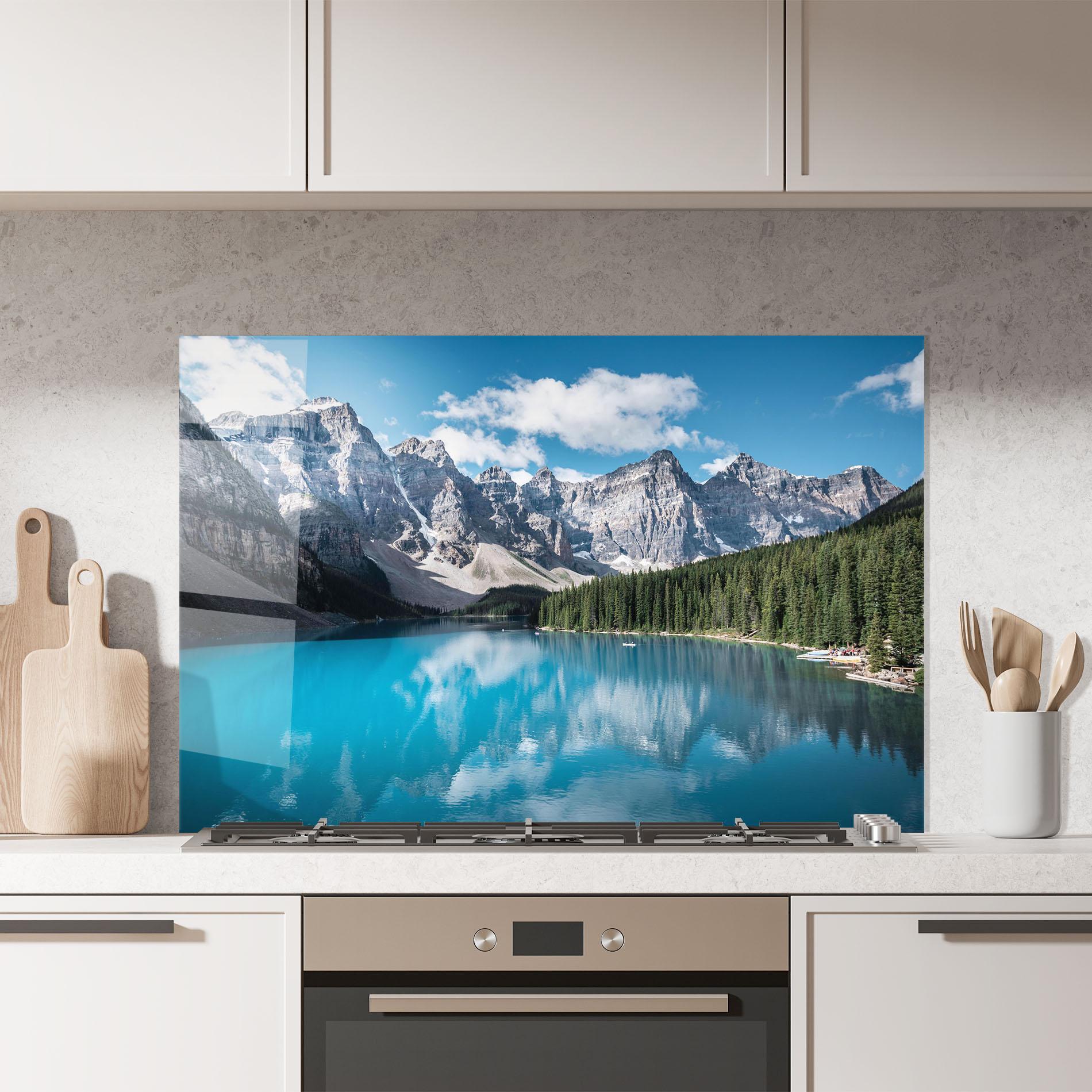 Panou Sticla Bucatarie Beautiful Lake Canada mockup 7