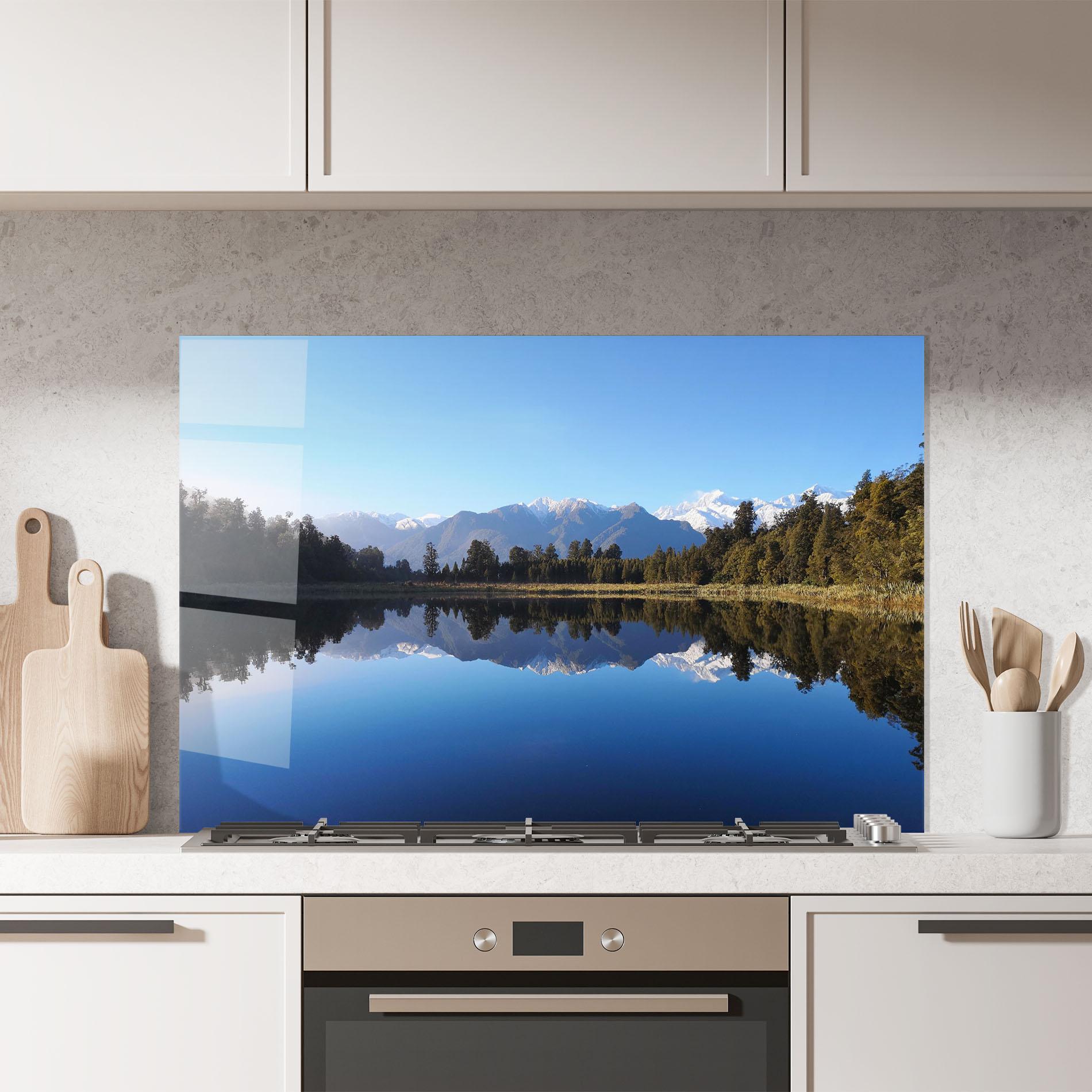 Panou Sticla Bucatarie Forest View Lake mockup 7