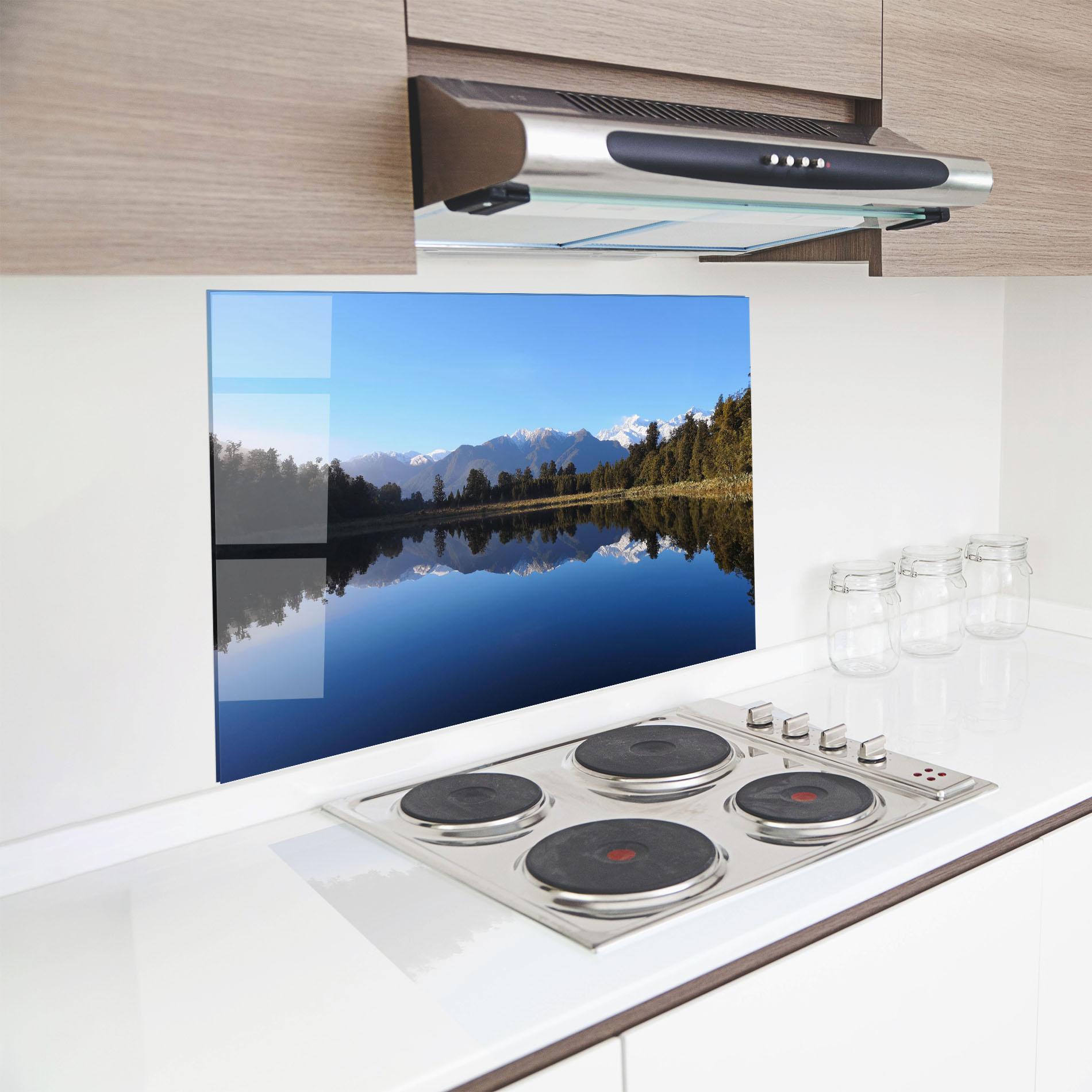 Panou Sticla Bucatarie Forest View Lake mockup 8