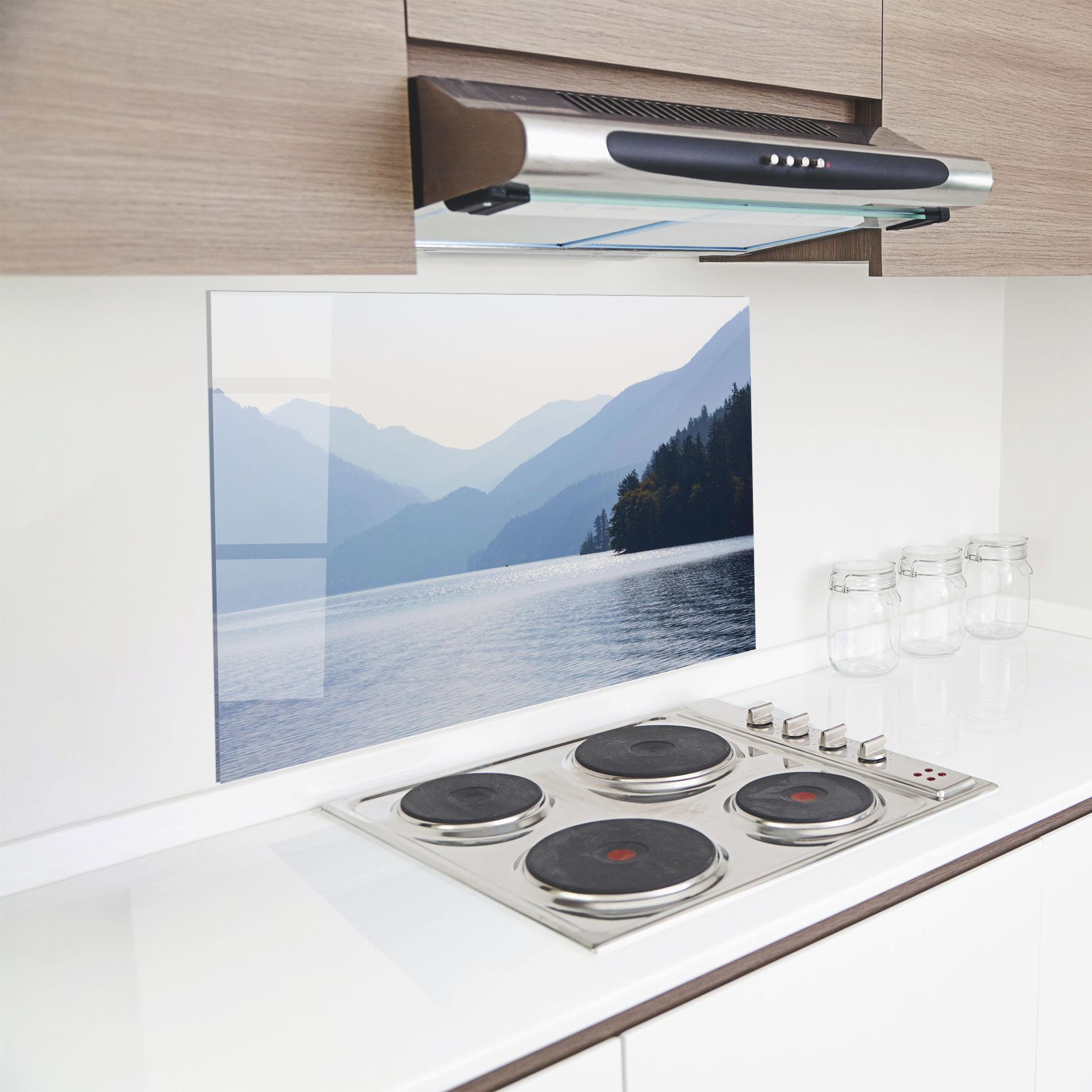 Panou Sticla Bucatarie Grey Lake View mockup 8