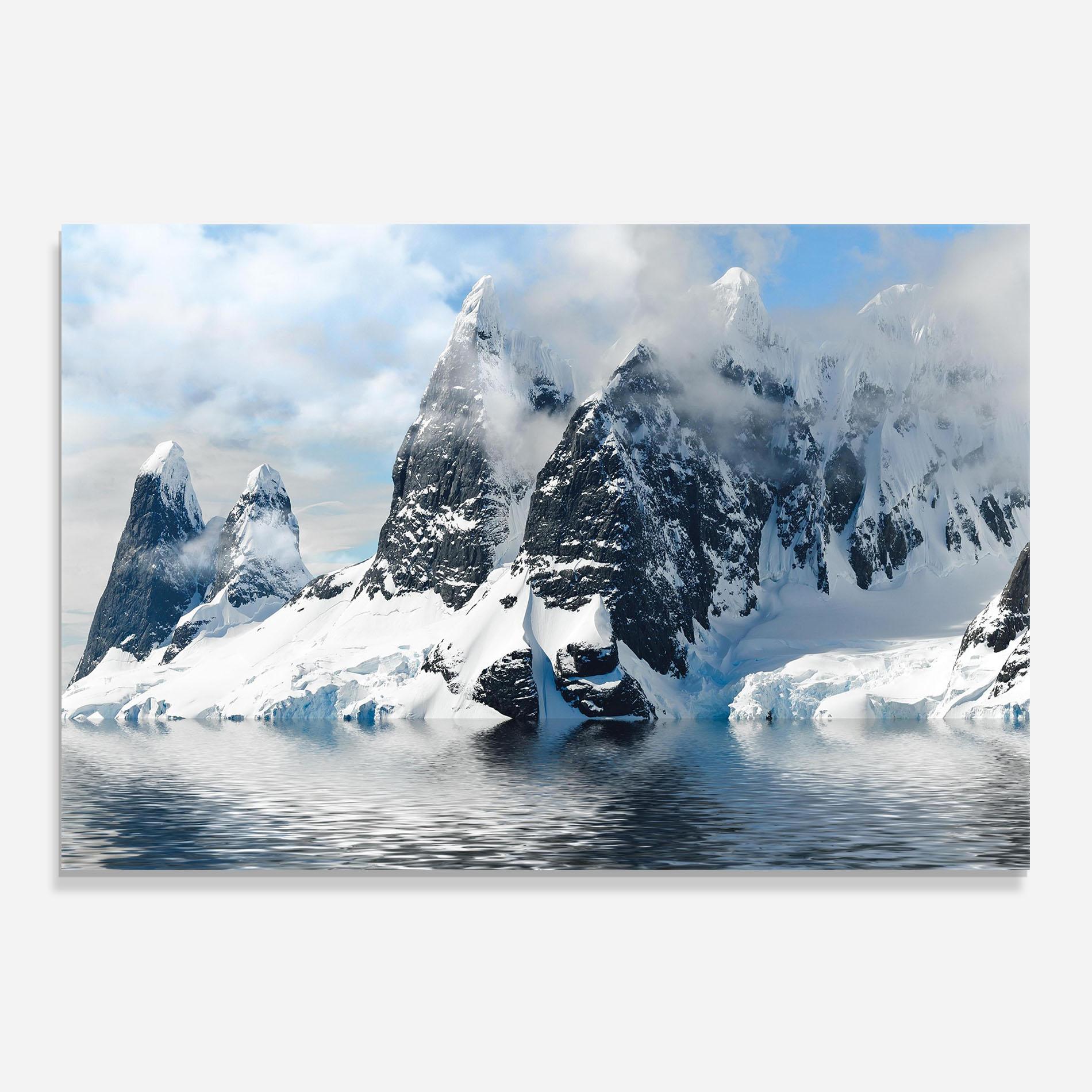Panou Sticla Bucatarie Glacial Mountains mockup 0
