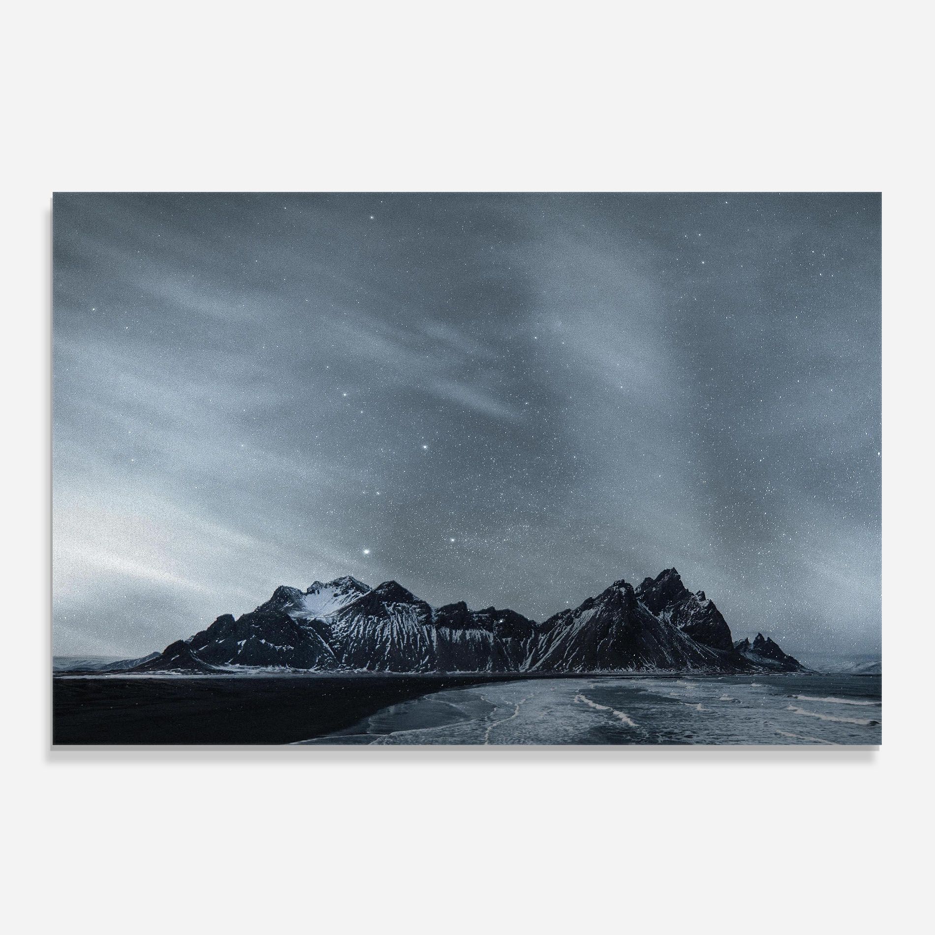 Grey Star Mountain mockup 0