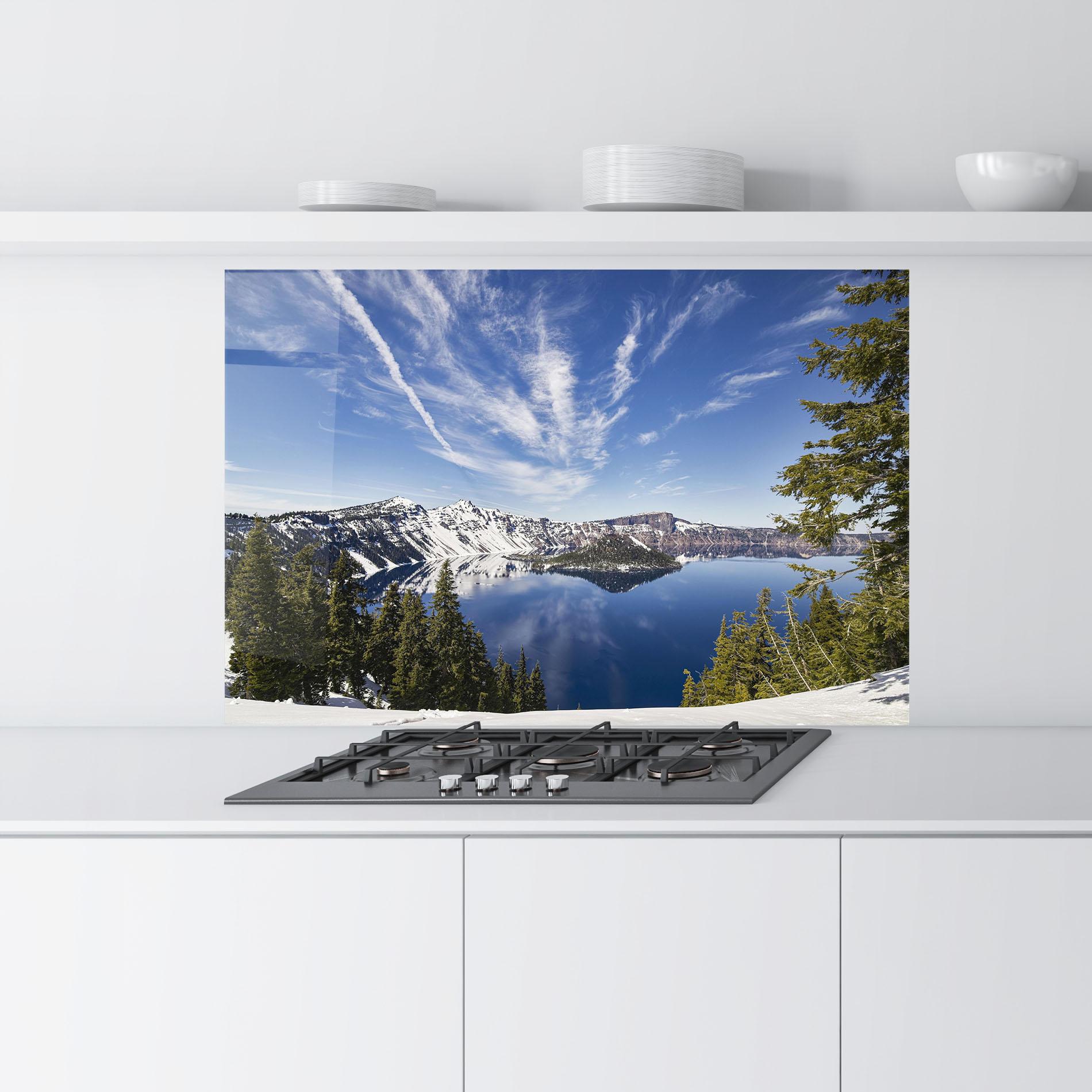 Panou Sticla Bucatarie White Snowy Mountain mockup 9