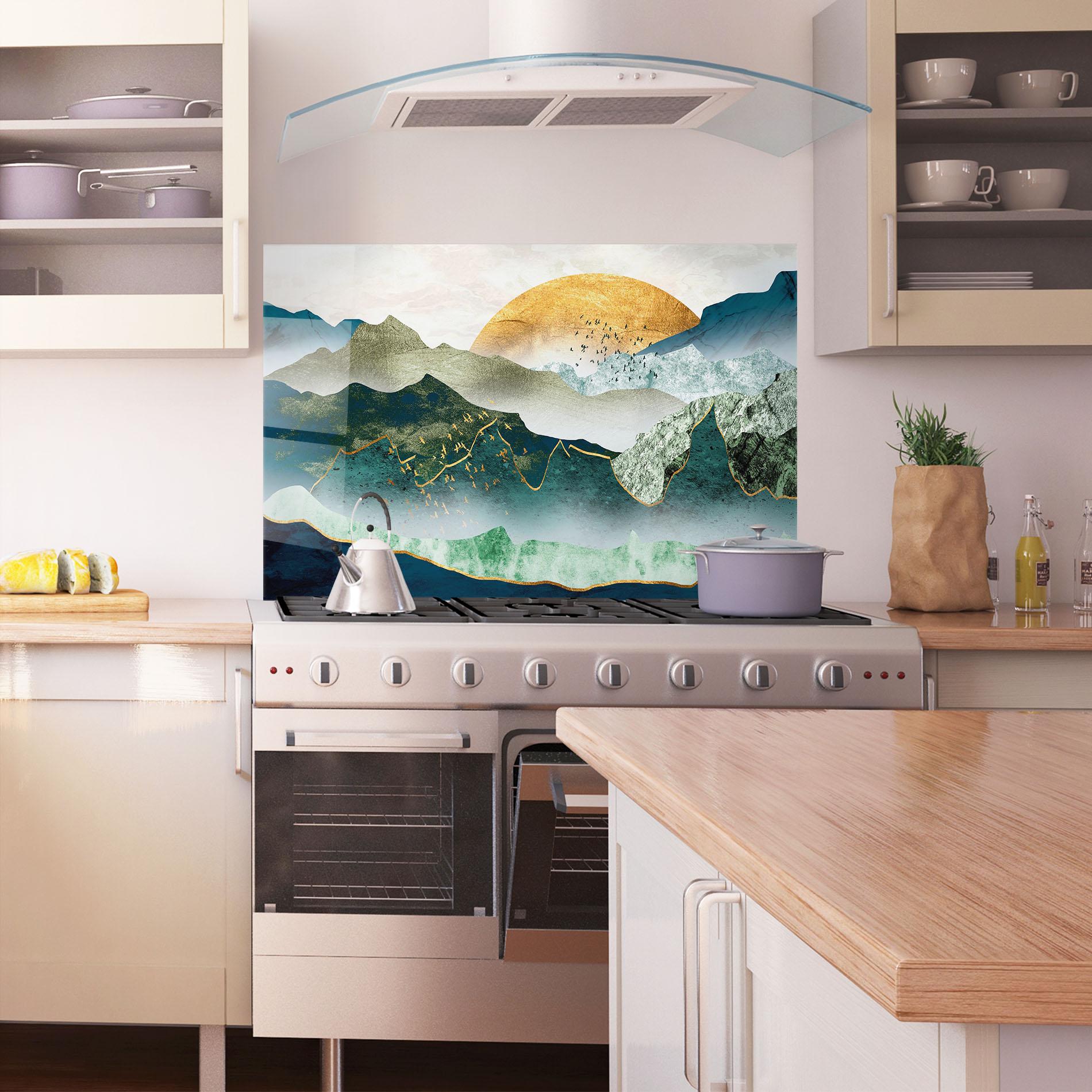 Panou Sticla Bucatarie Golden Mountains mockup 1