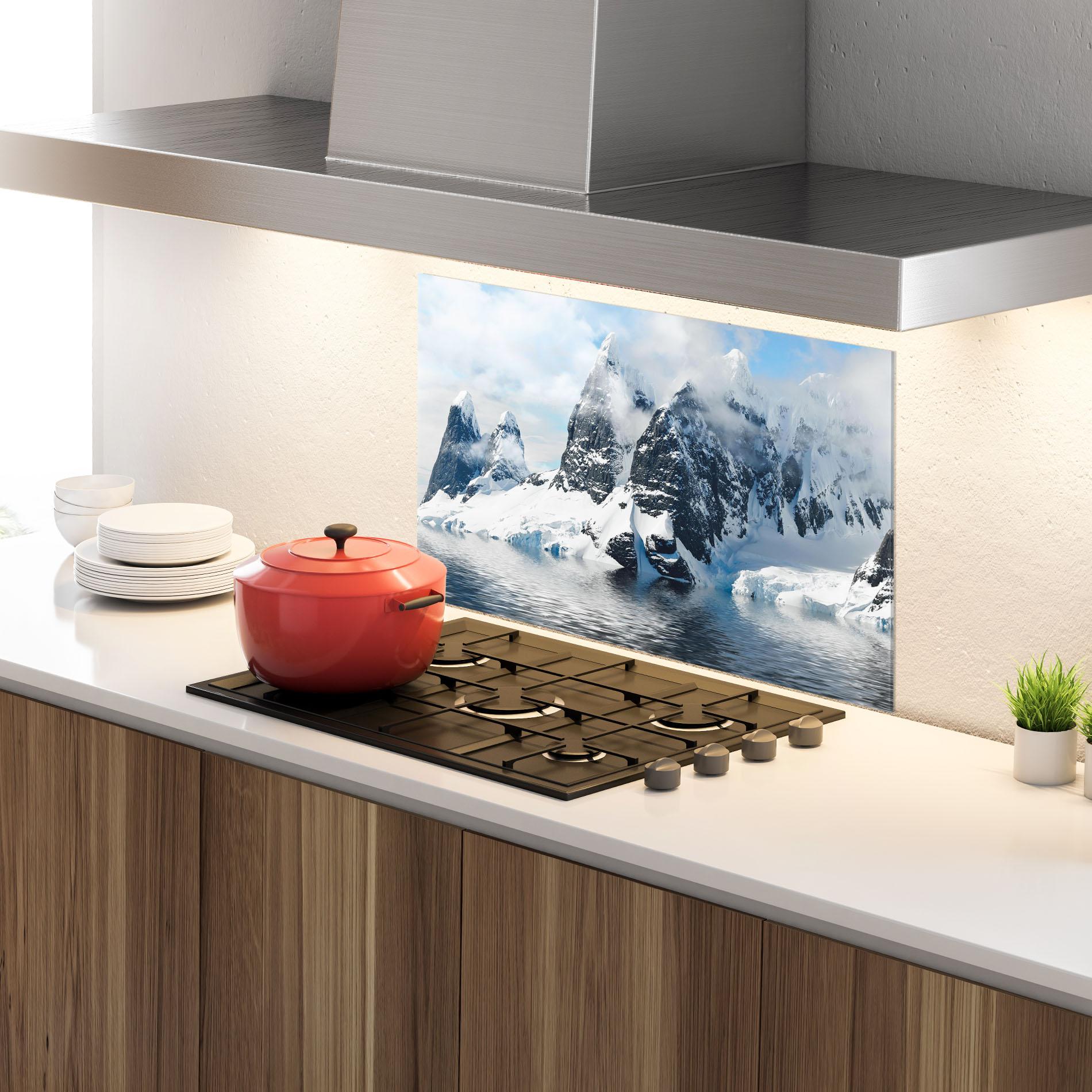 Panou Sticla Bucatarie Glacial Mountains mockup 4