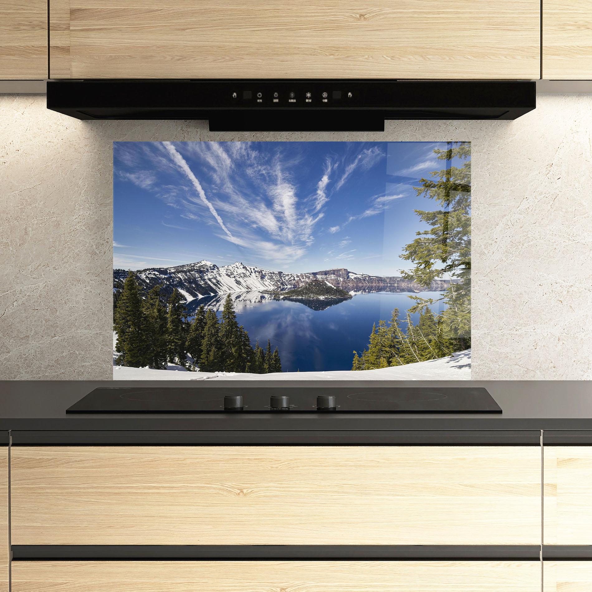 Panou Sticla Bucatarie White Snowy Mountain mockup 3