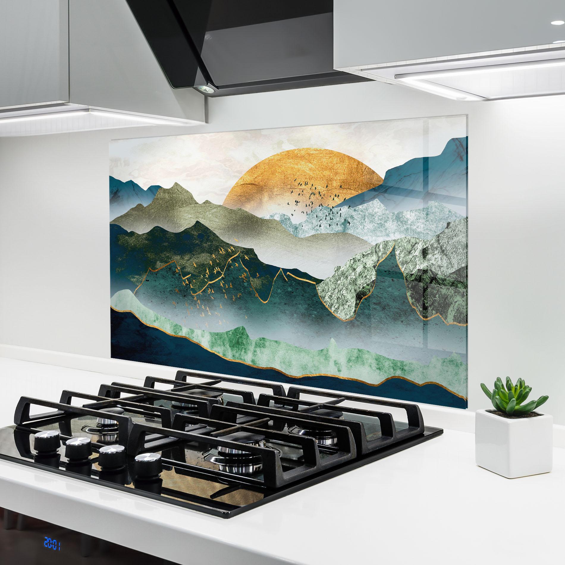 Panou Sticla Bucatarie Golden Mountains mockup 6