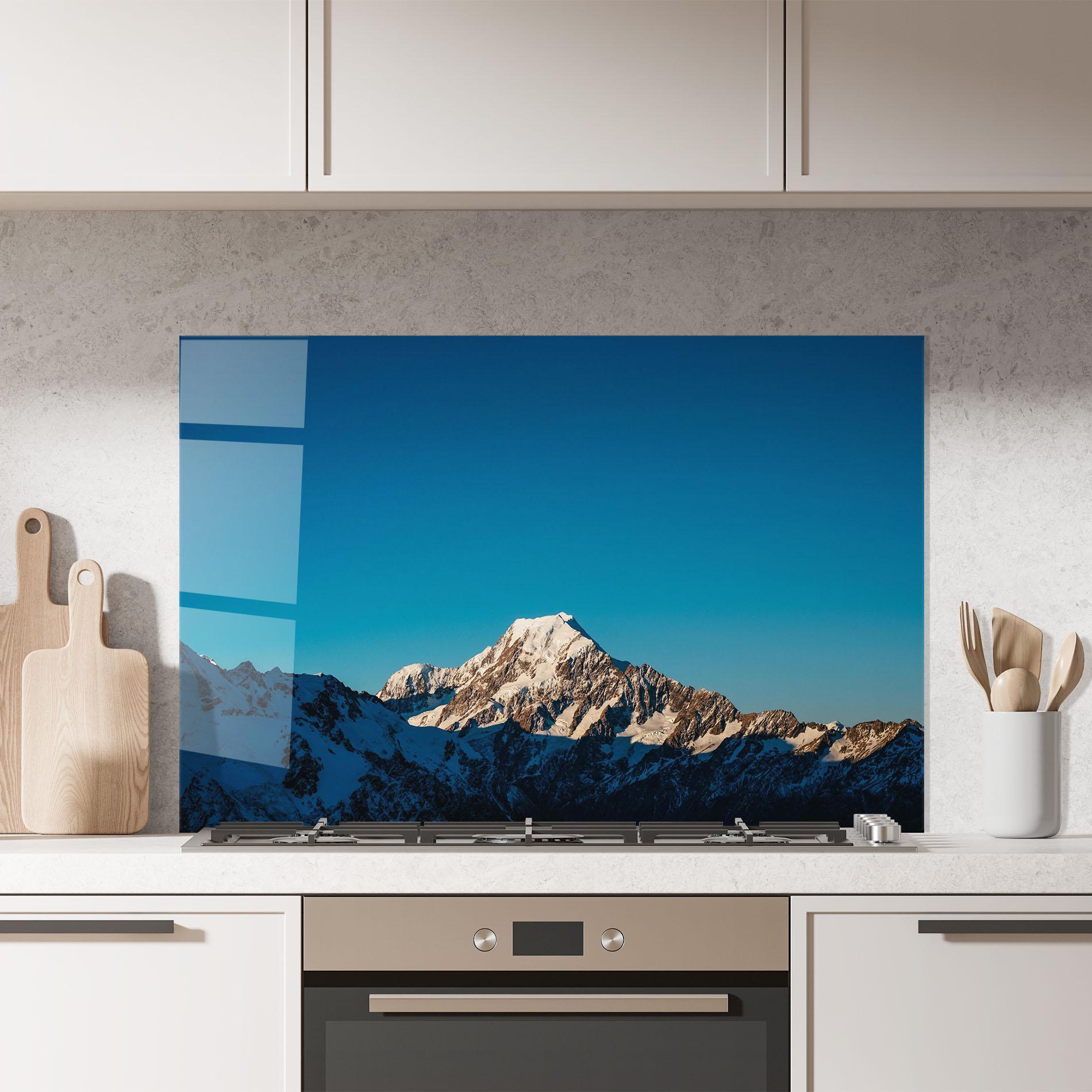 Panou Sticla Bucatarie Blue Snowy Mountain mockup 7
