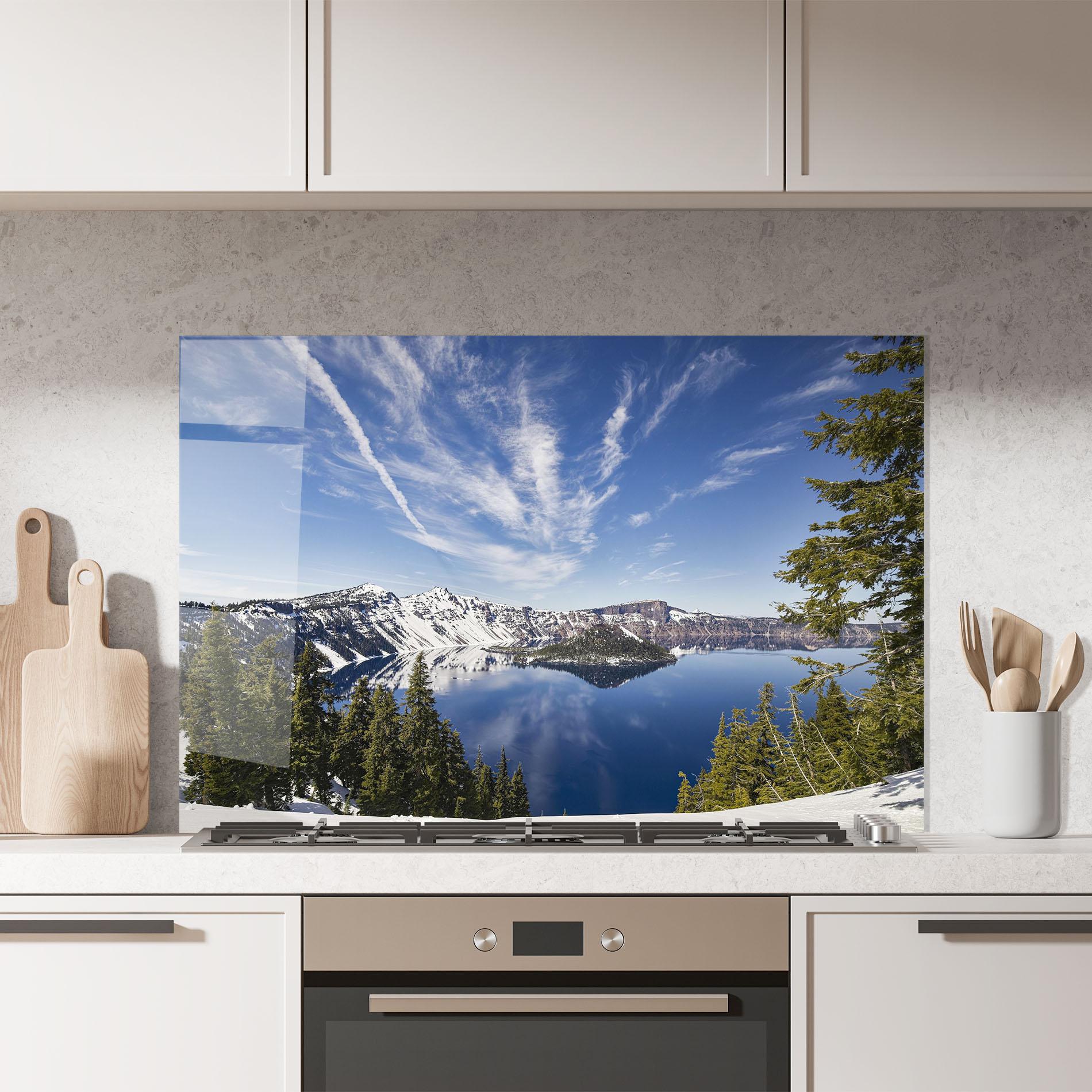 Panou Sticla Bucatarie White Snowy Mountain mockup 7