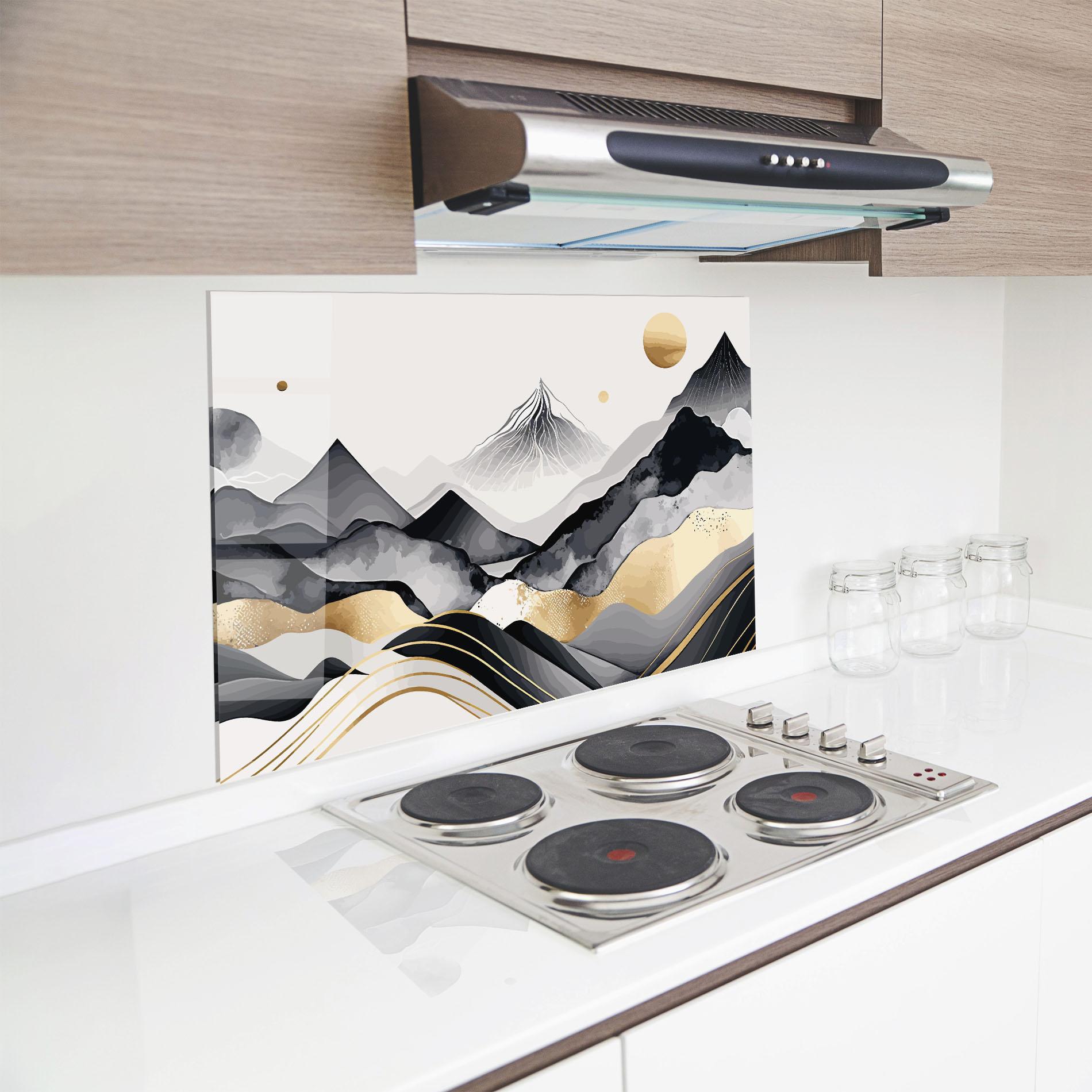 Panou Sticla Bucatarie Gold Black Mountain mockup 8