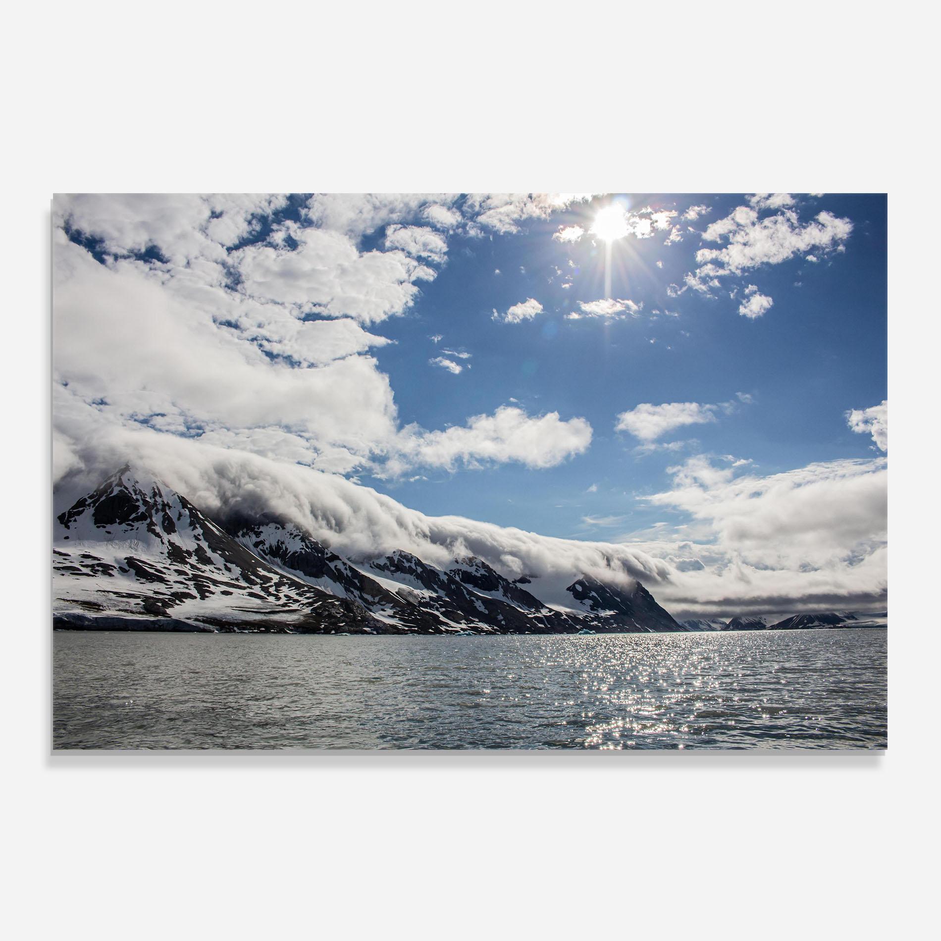 Panou Sticla Bucatarie Clouds Over Ice mockup 0