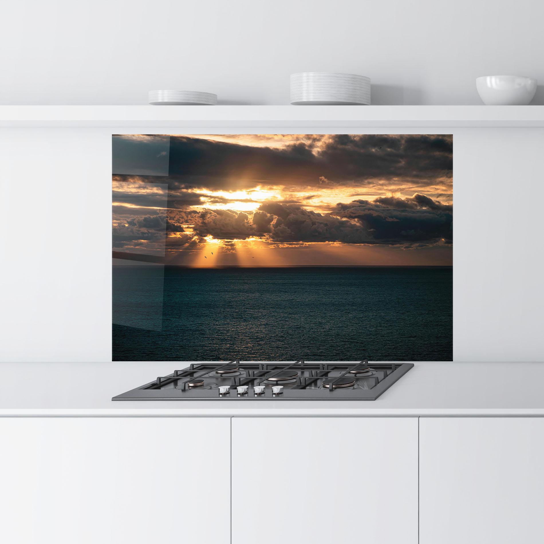 Panou Sticla Bucatarie Cloudy Sunrise mockup 9