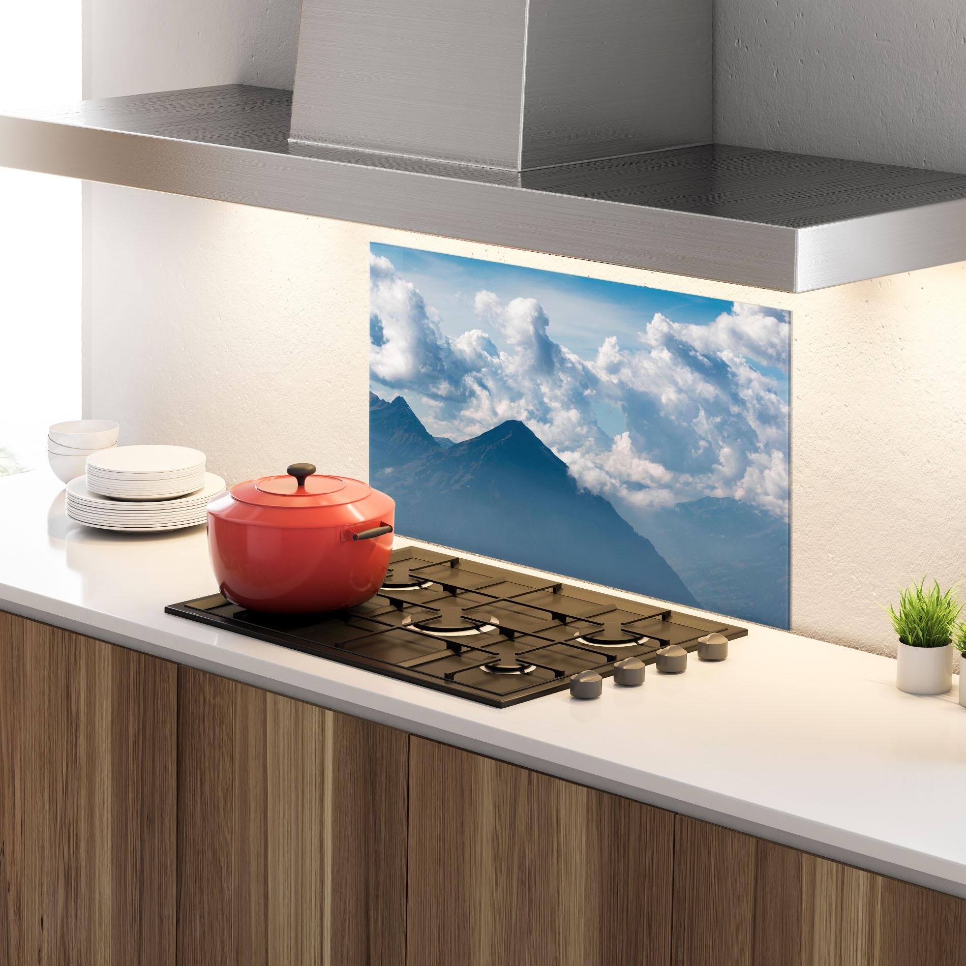 Panou Sticla Bucatarie Cloudy View Mountain mockup 4