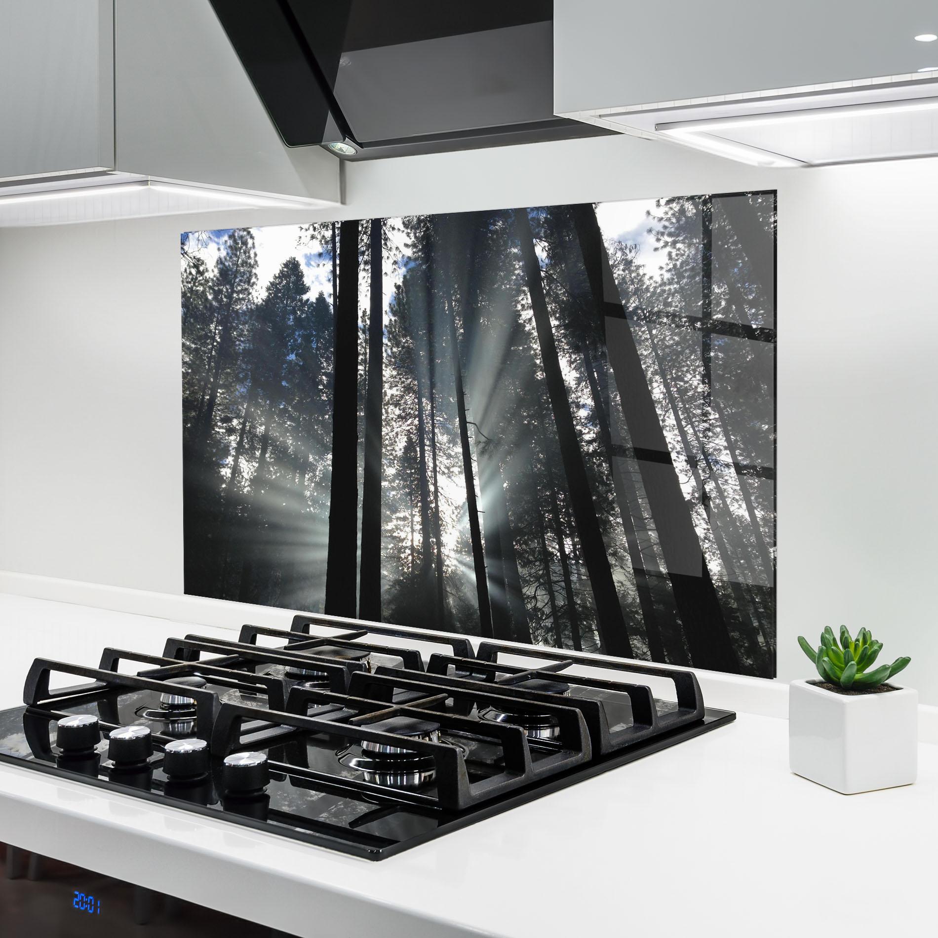 Panou Sticla Bucatarie Morning Light Forest mockup 6