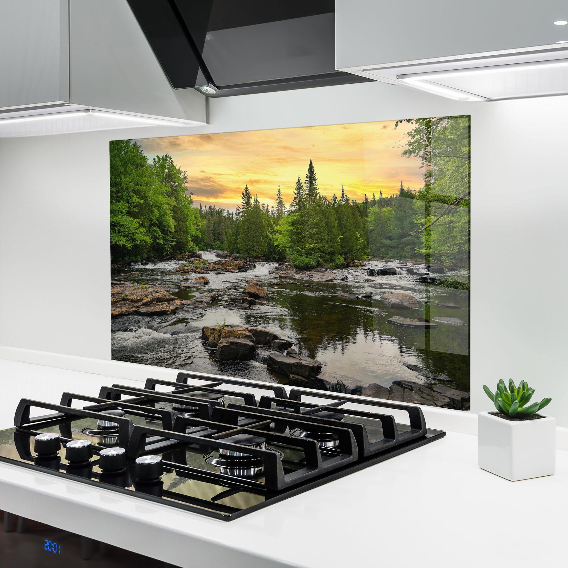 Panou Sticla Bucatarie Small River Forest mockup 6