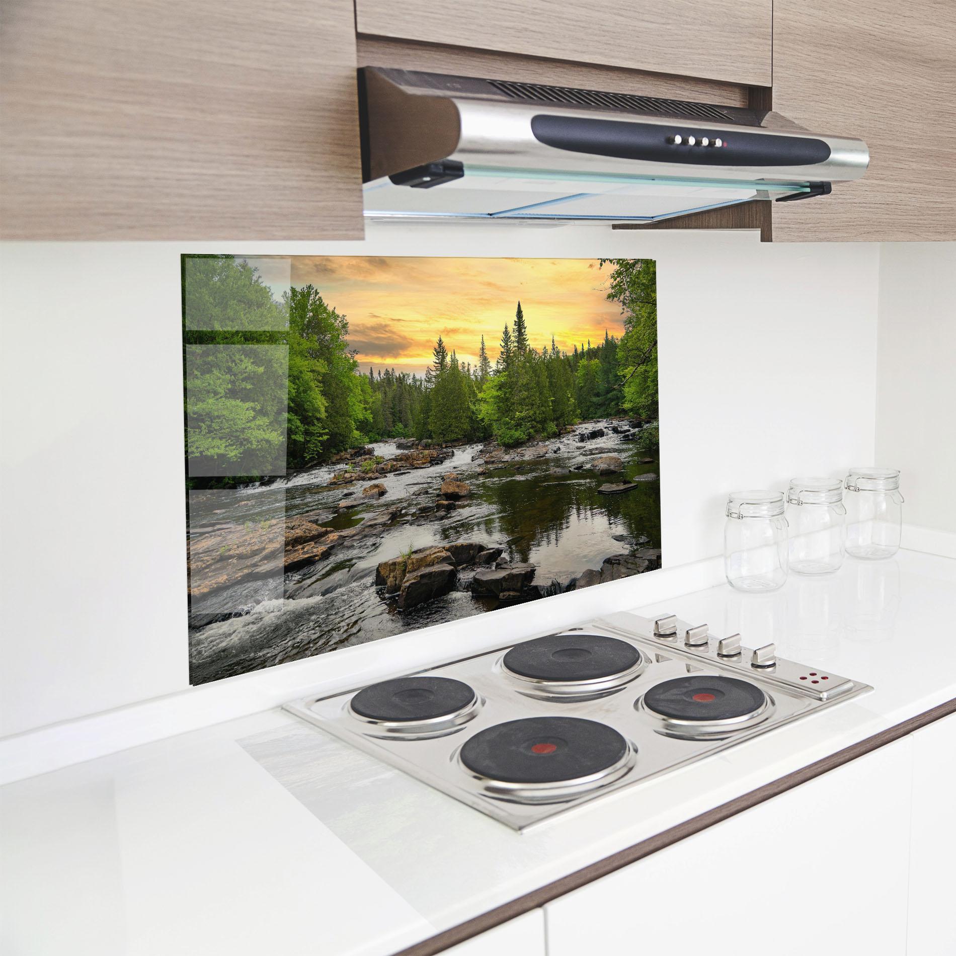 Panou Sticla Bucatarie Small River Forest mockup 8