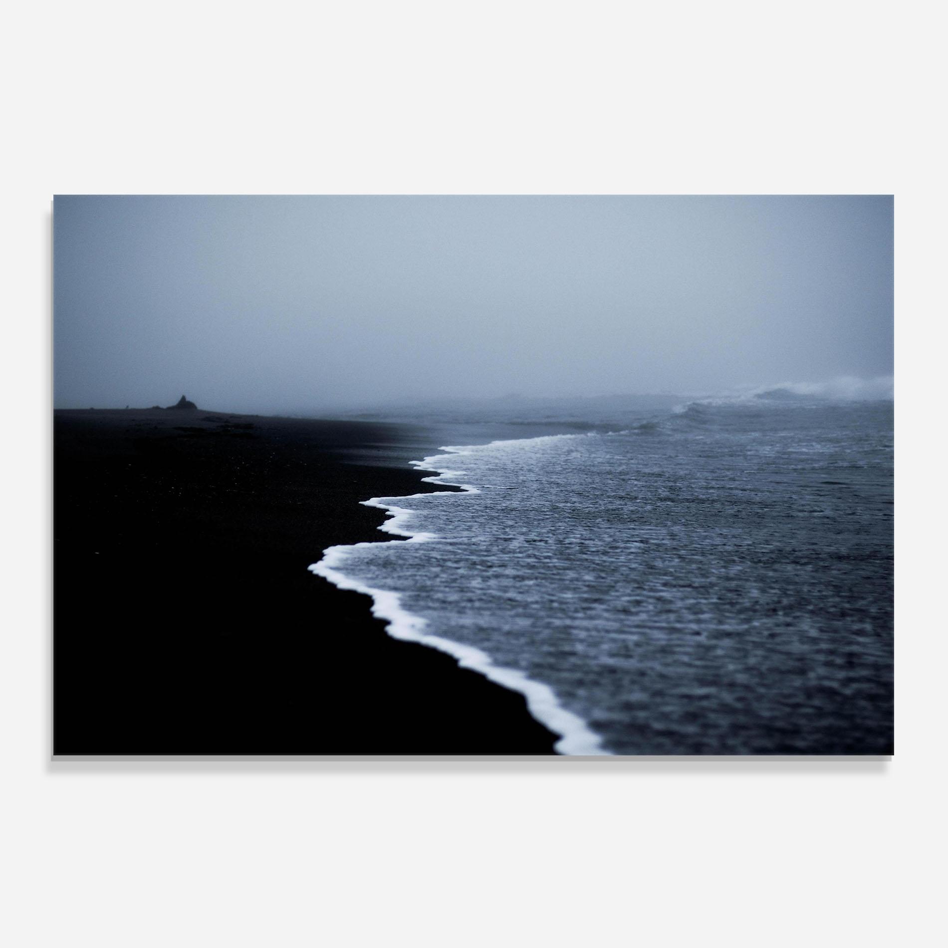 Panou Sticla Bucatarie Black Beach View mockup 0