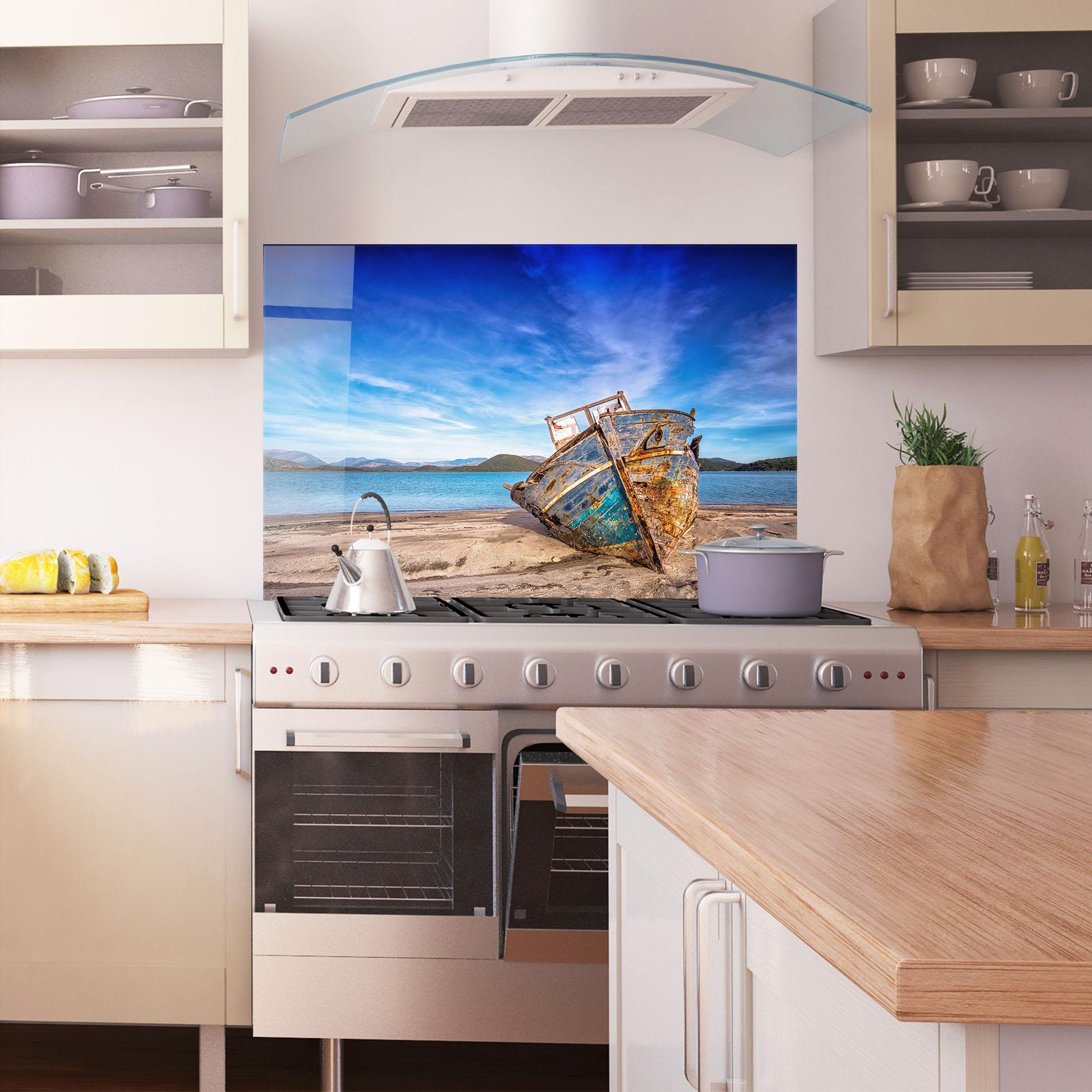 Panou Sticla Bucatarie Boat Blue Sky mockup 1