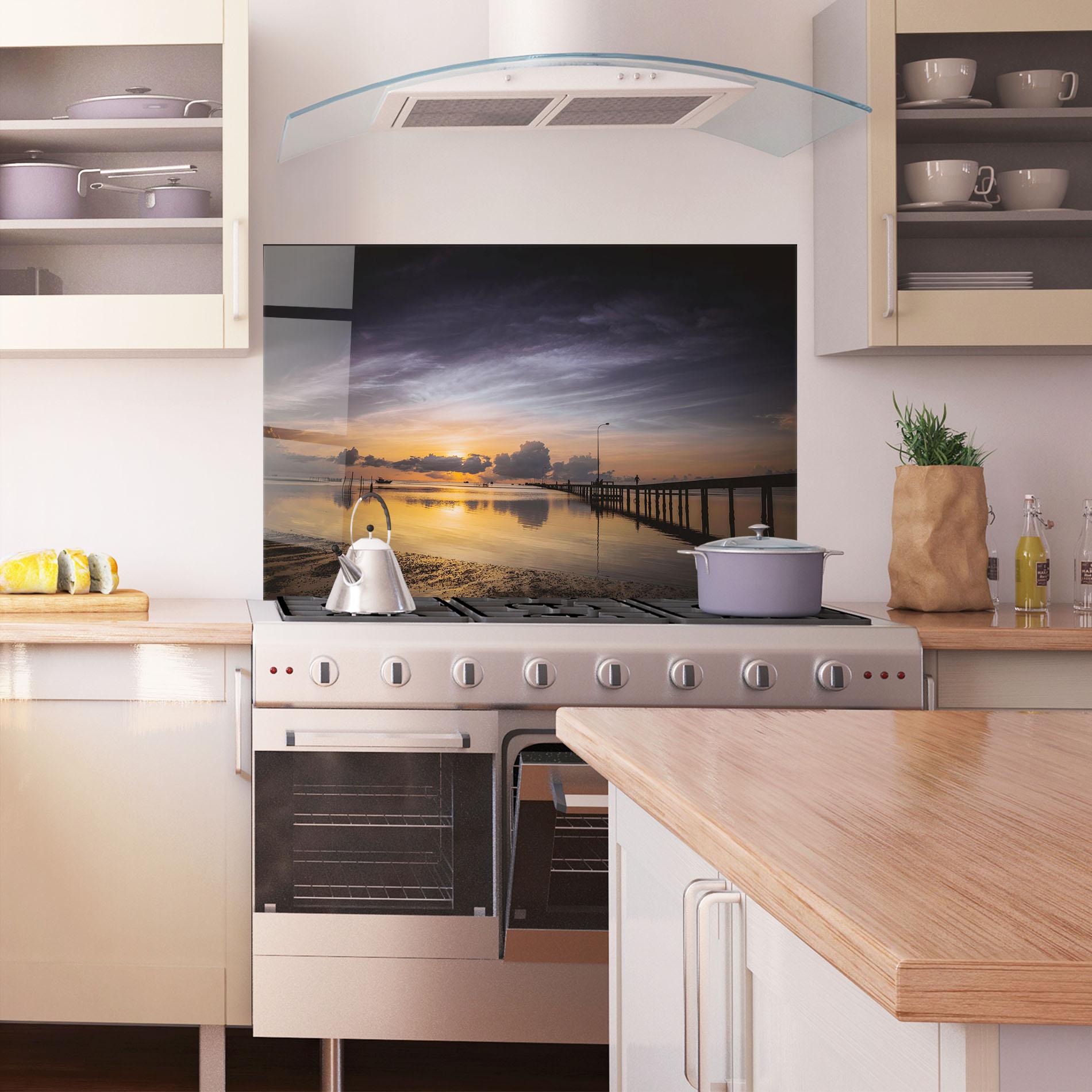 Panou Sticla Bucatarie Orange Purple Beach mockup 1