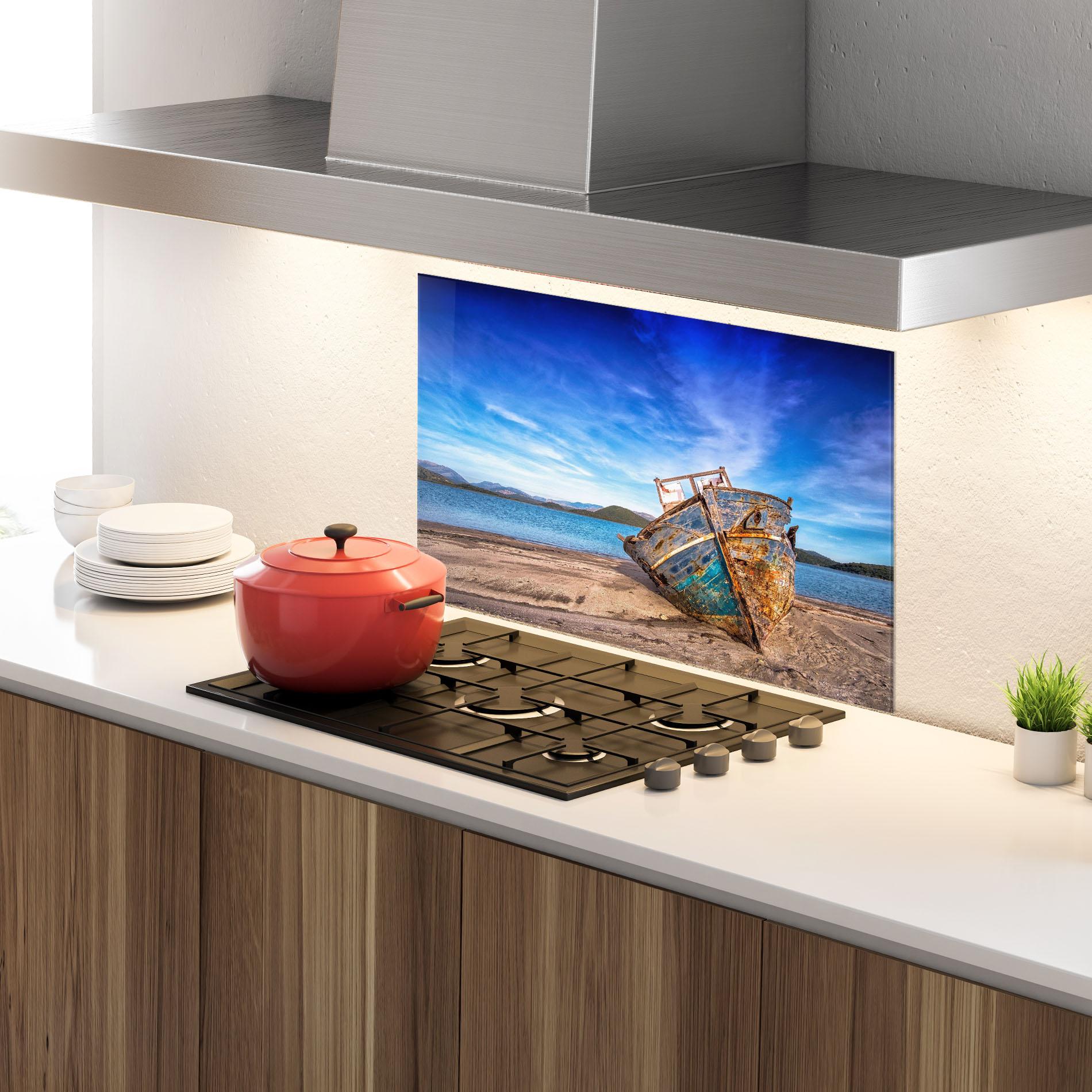 Panou Sticla Bucatarie Boat Blue Sky mockup 4