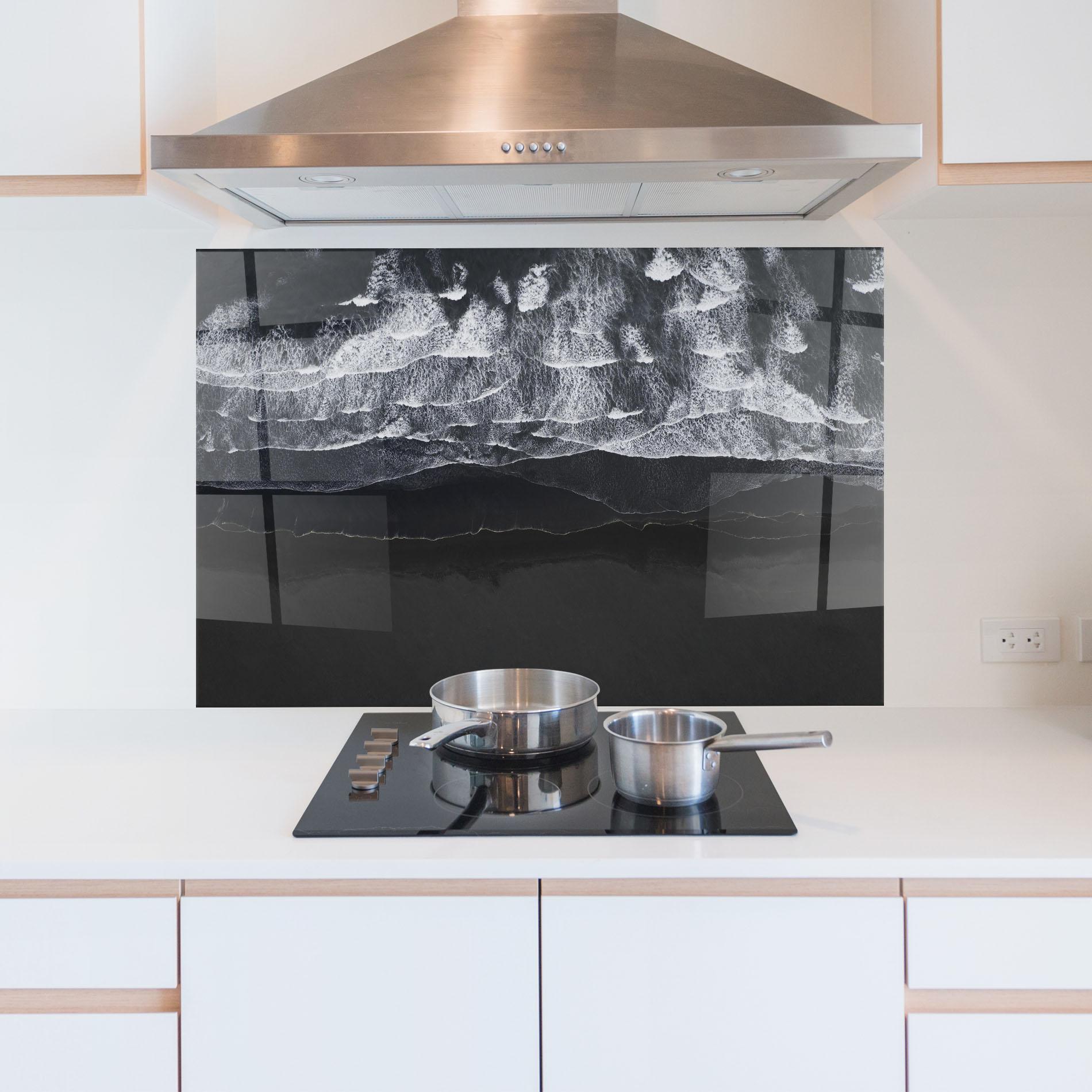 Panou Sticla Bucatarie Grey Waves Beach mockup 5