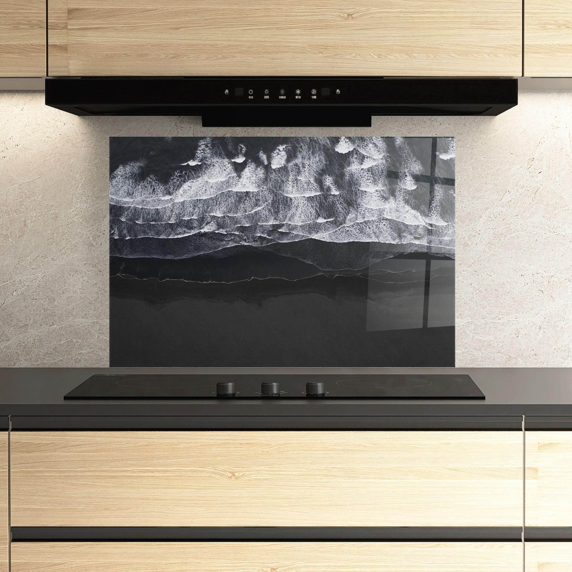 Panou Sticla Bucatarie Grey Waves Beach mockup 3