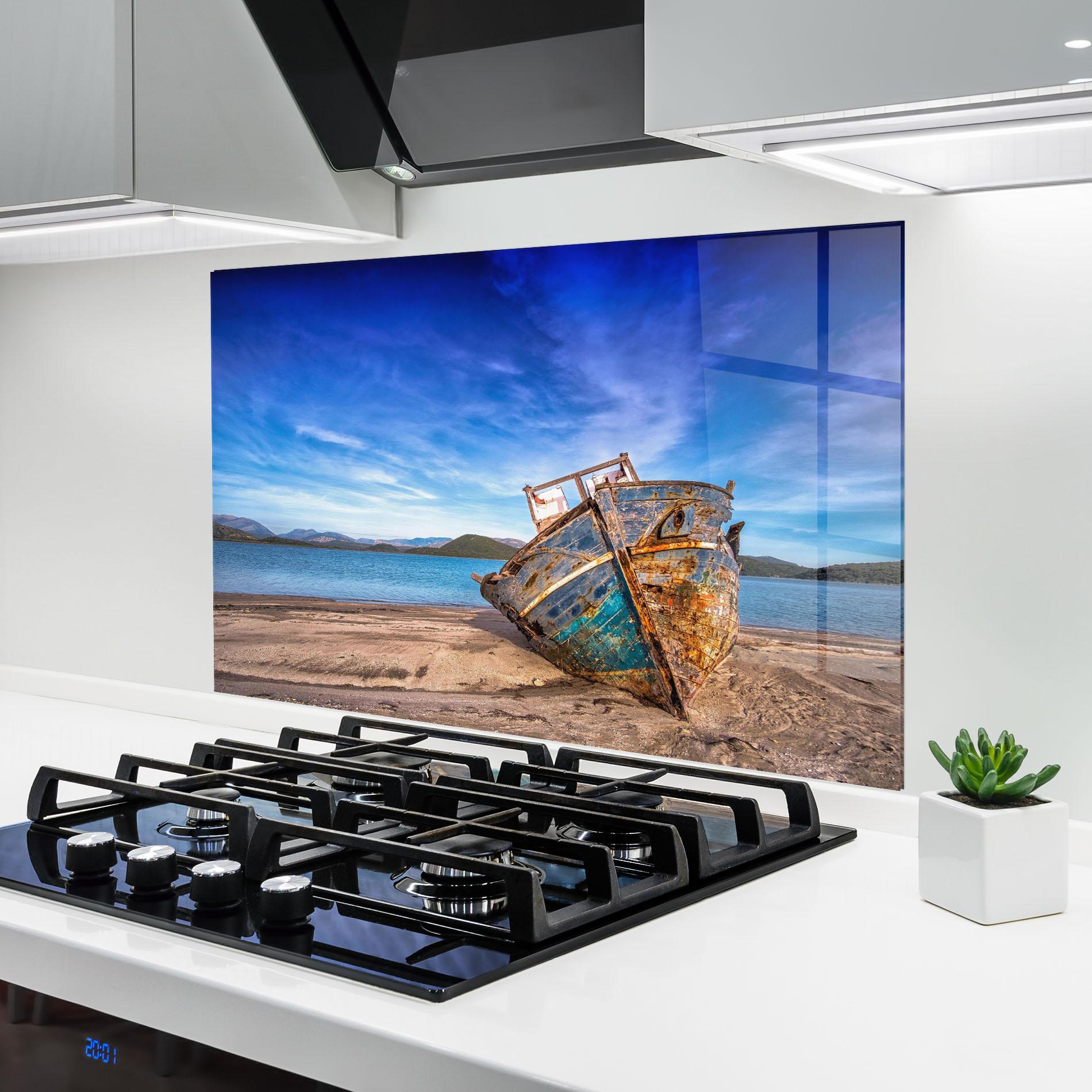 Panou Sticla Bucatarie Boat Blue Sky mockup 6