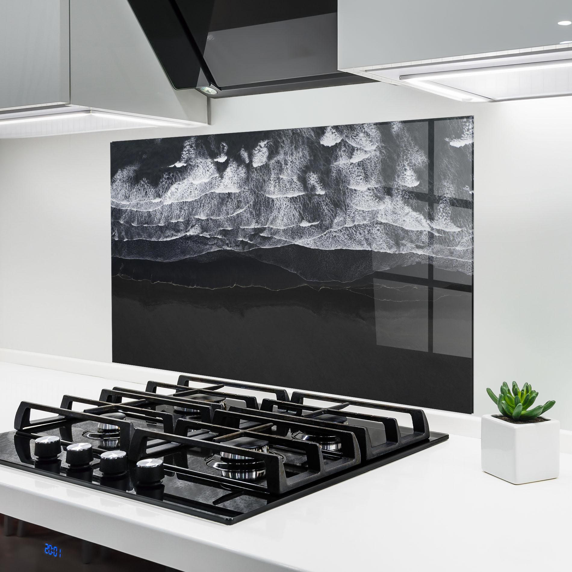 Panou Sticla Bucatarie Grey Waves Beach mockup 6