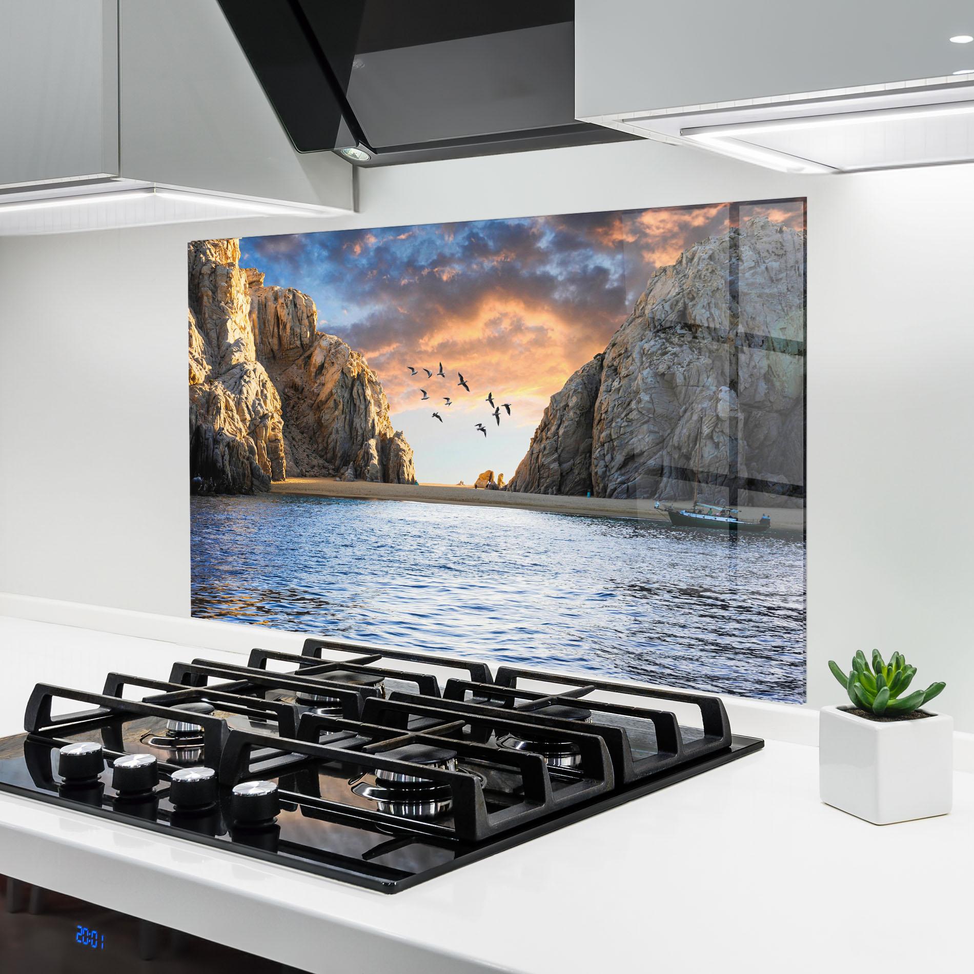 Panou Sticla Bucatarie Lover S Beach mockup 6