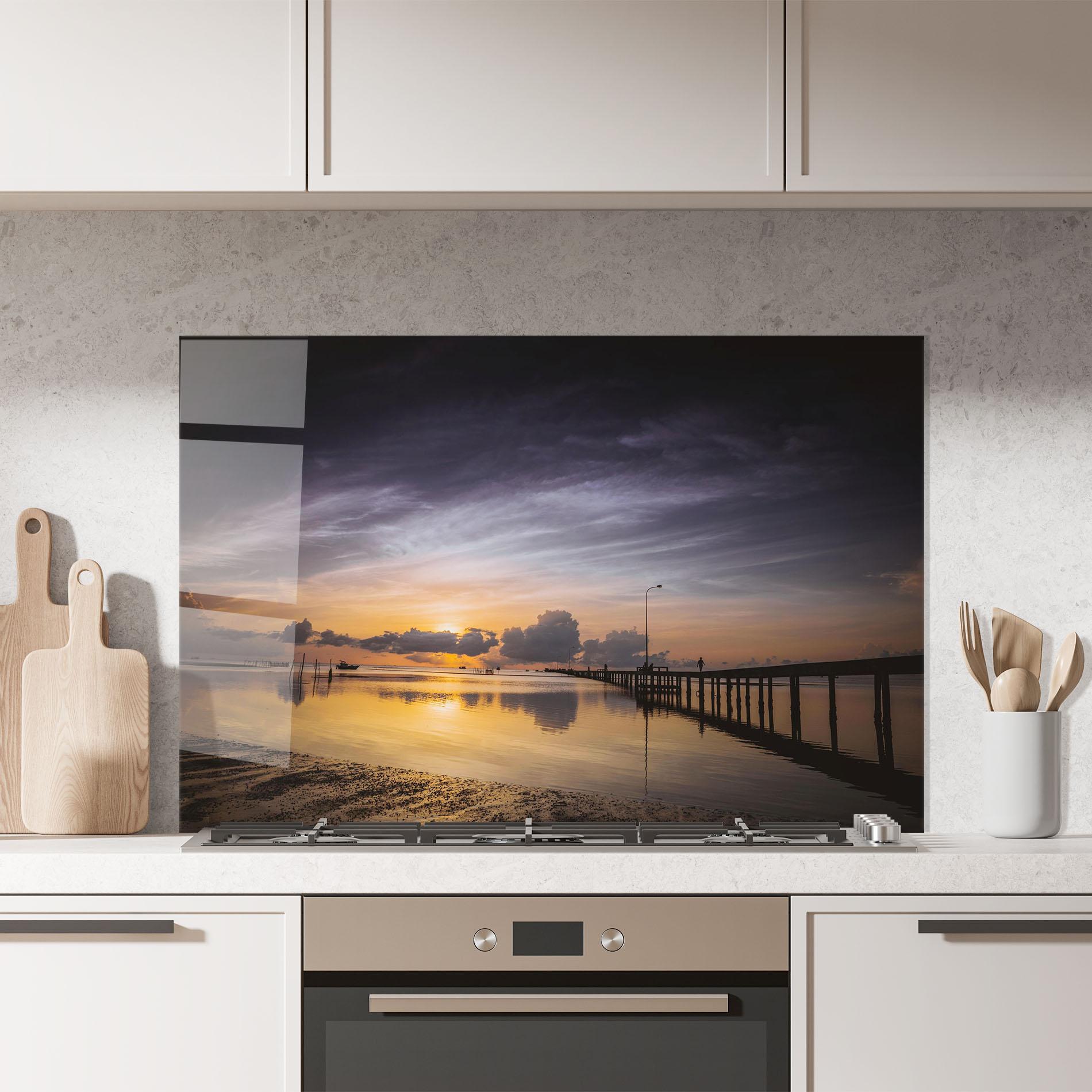 Panou Sticla Bucatarie Orange Purple Beach mockup 7