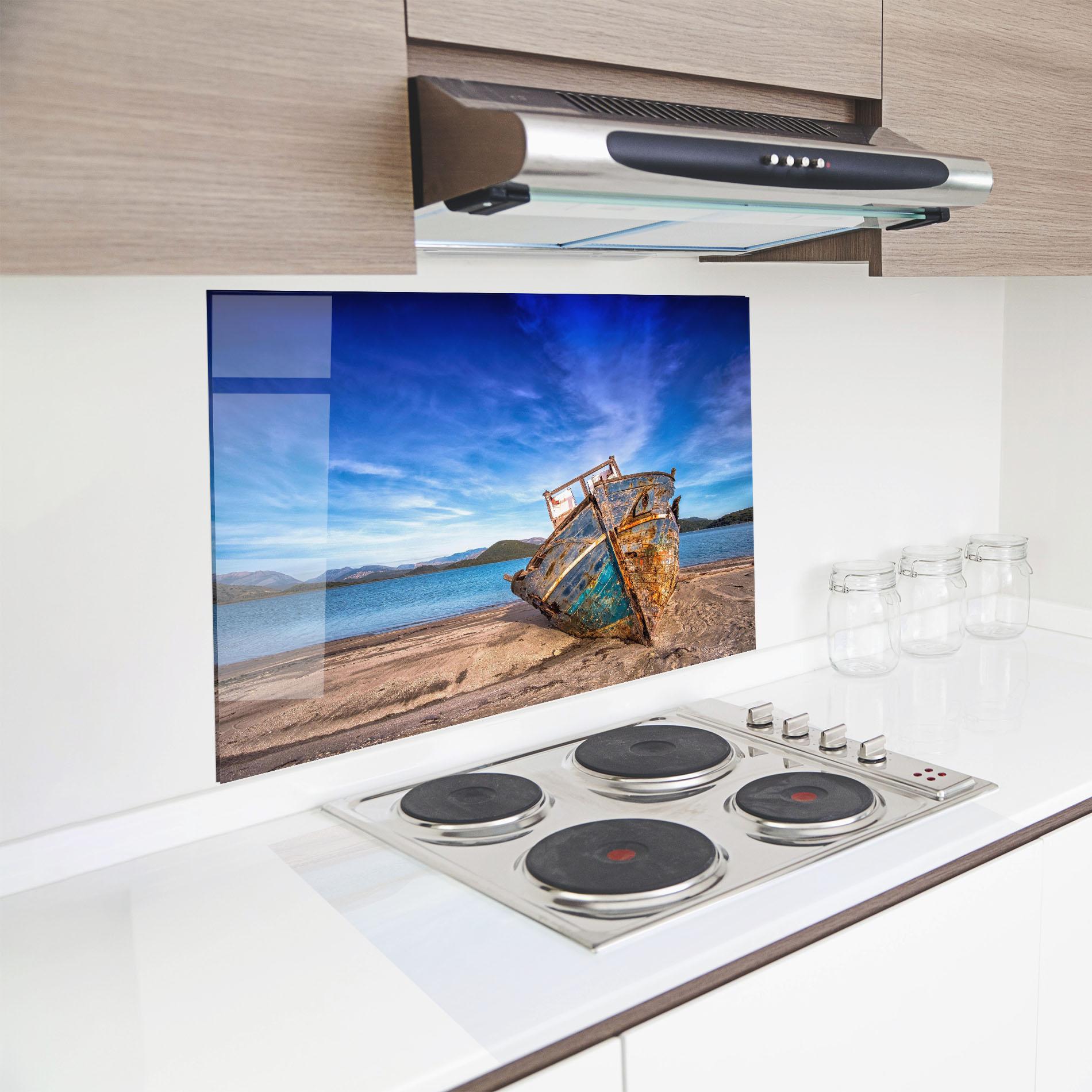 Panou Sticla Bucatarie Boat Blue Sky mockup 8