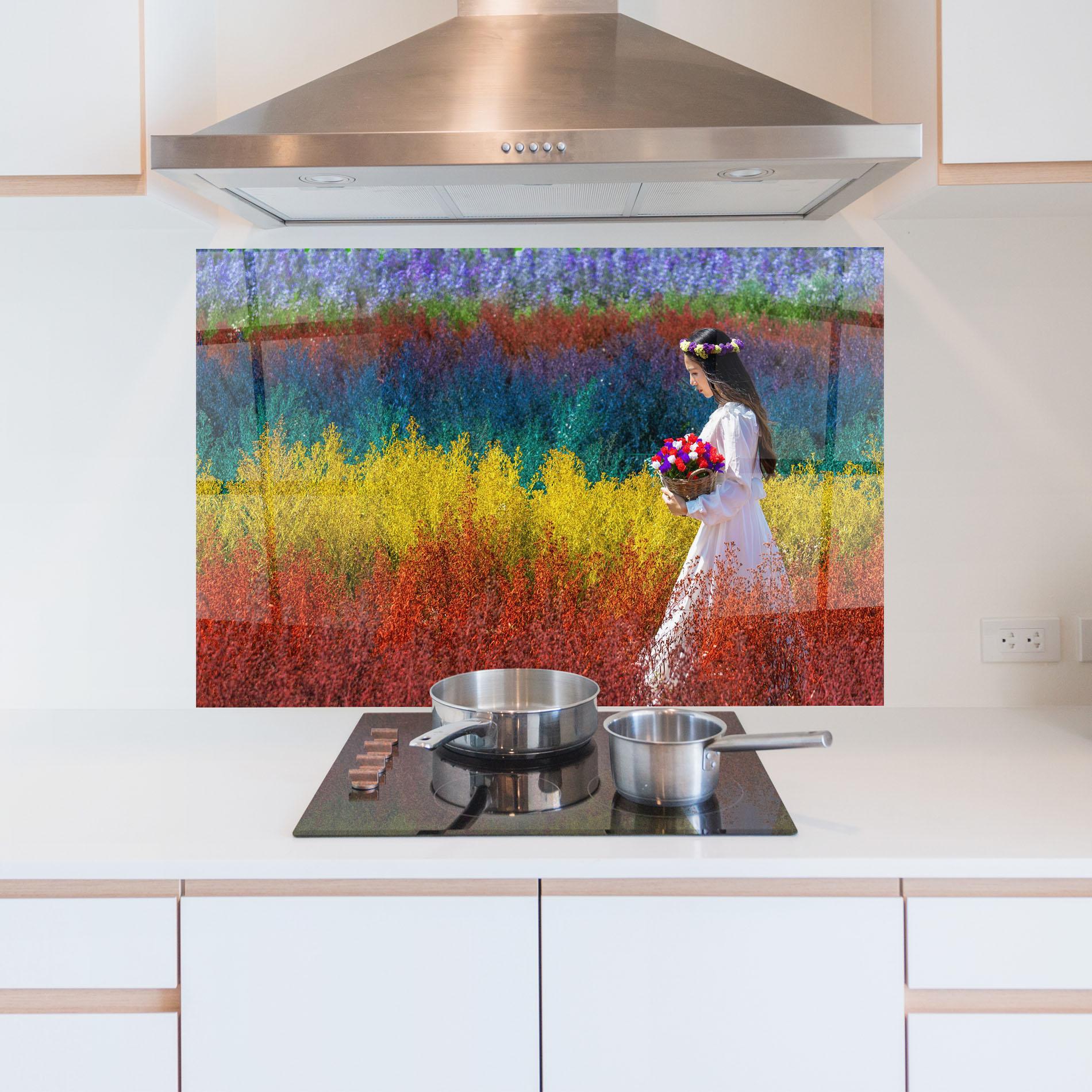 Panou Sticla Bucatarie Holding Spring Flowers mockup 5