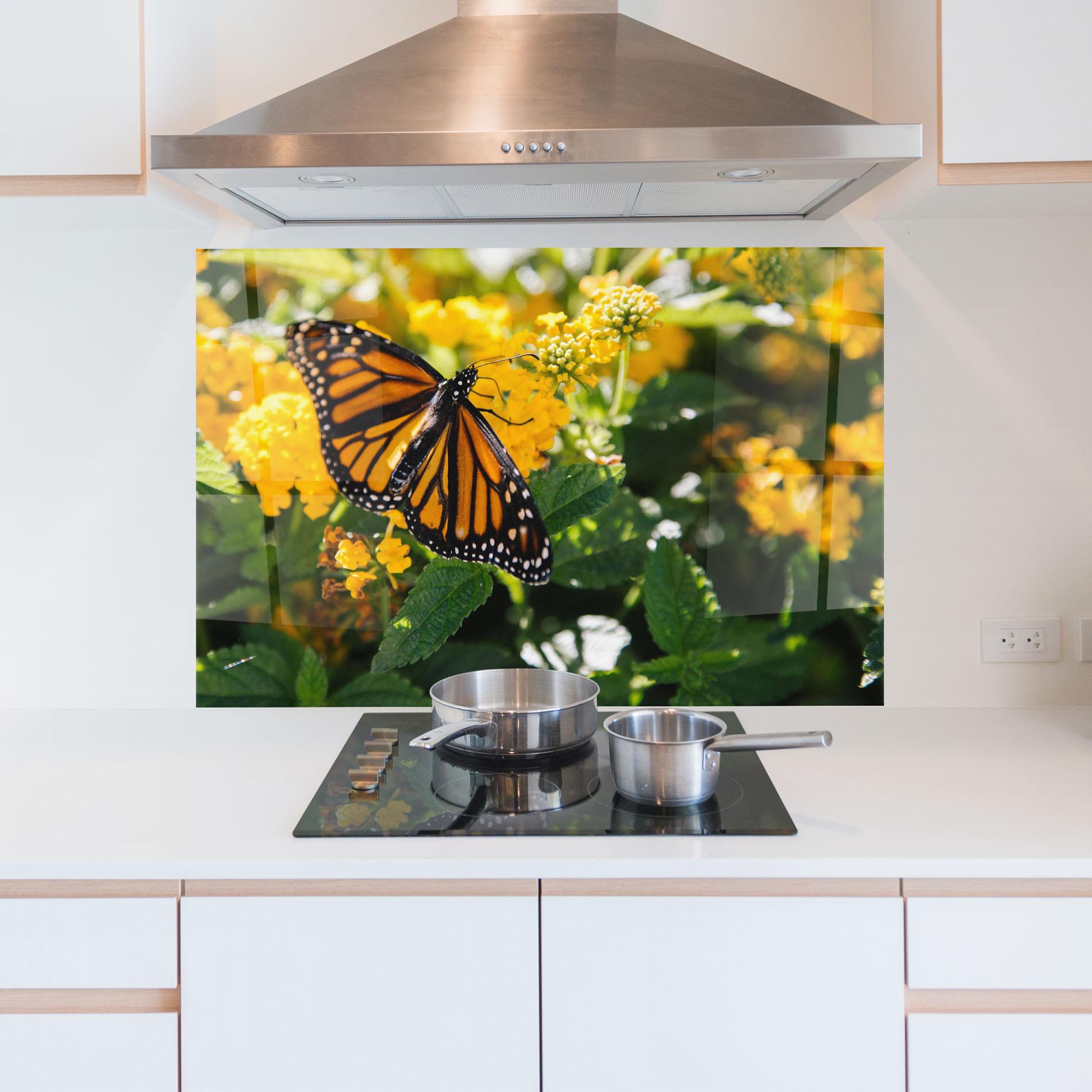 Panou Sticla Bucatarie Orange Spring Butterfly mockup 5