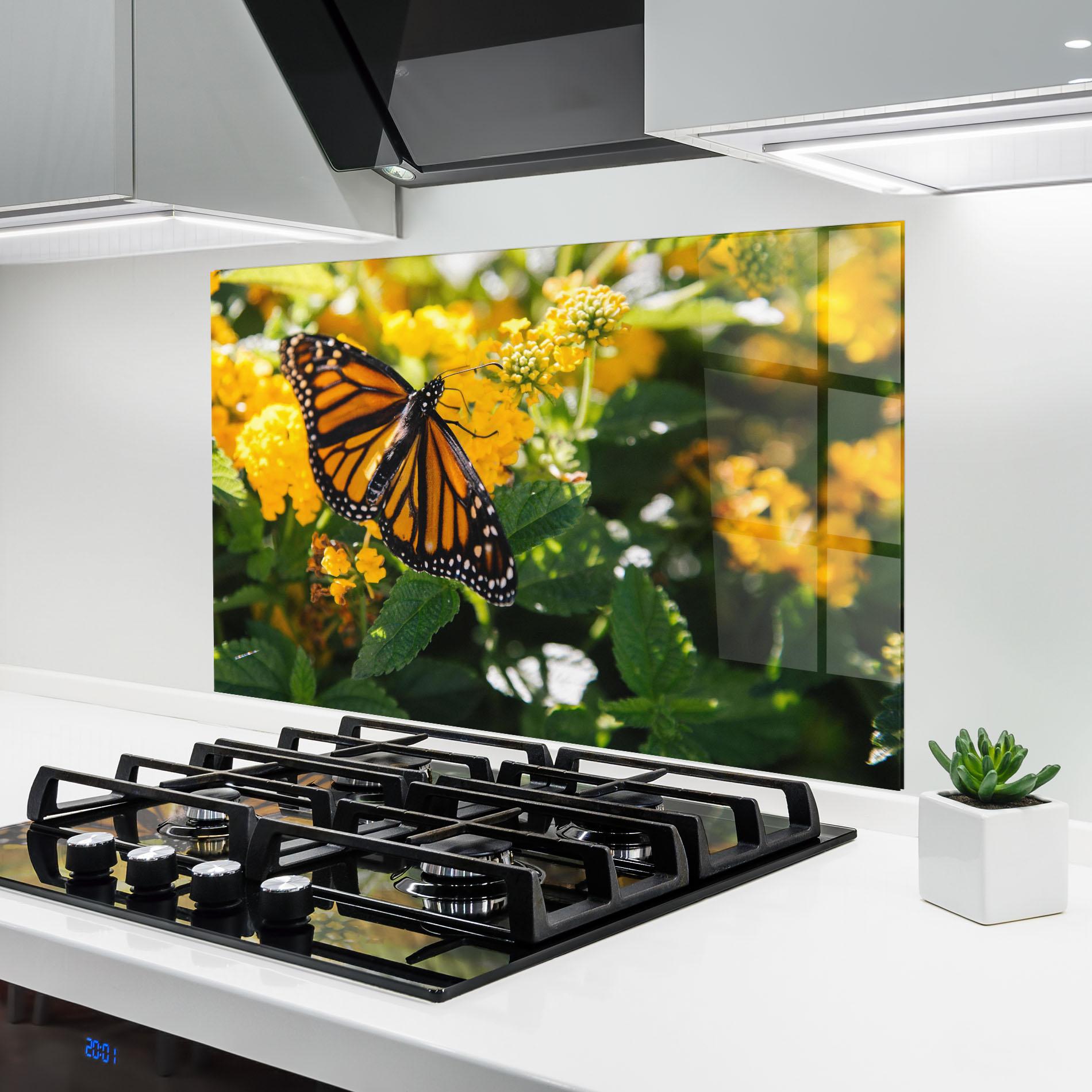 Panou Sticla Bucatarie Orange Spring Butterfly mockup 6