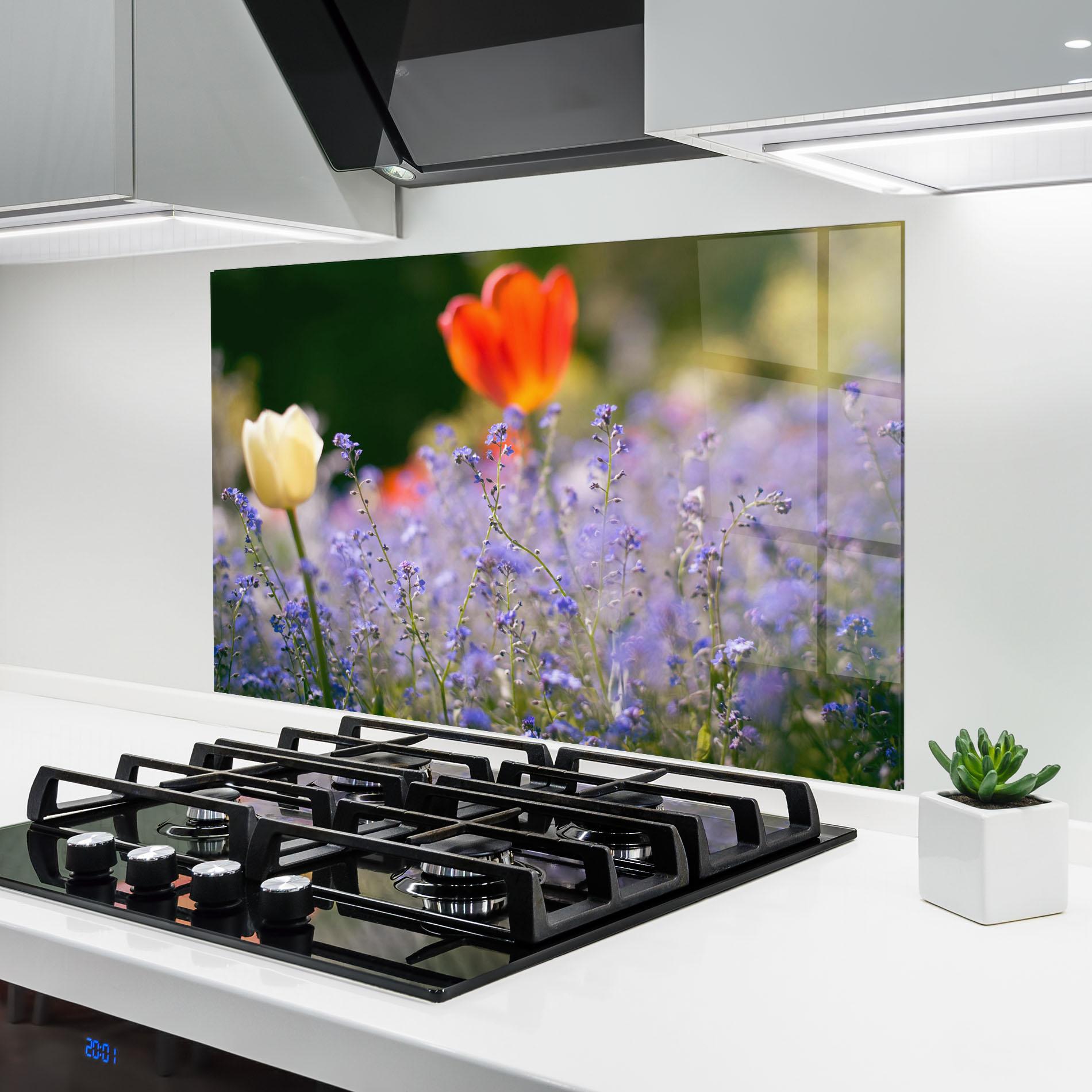 Panou Sticla Bucatarie Small Little Spring Flower mockup 6