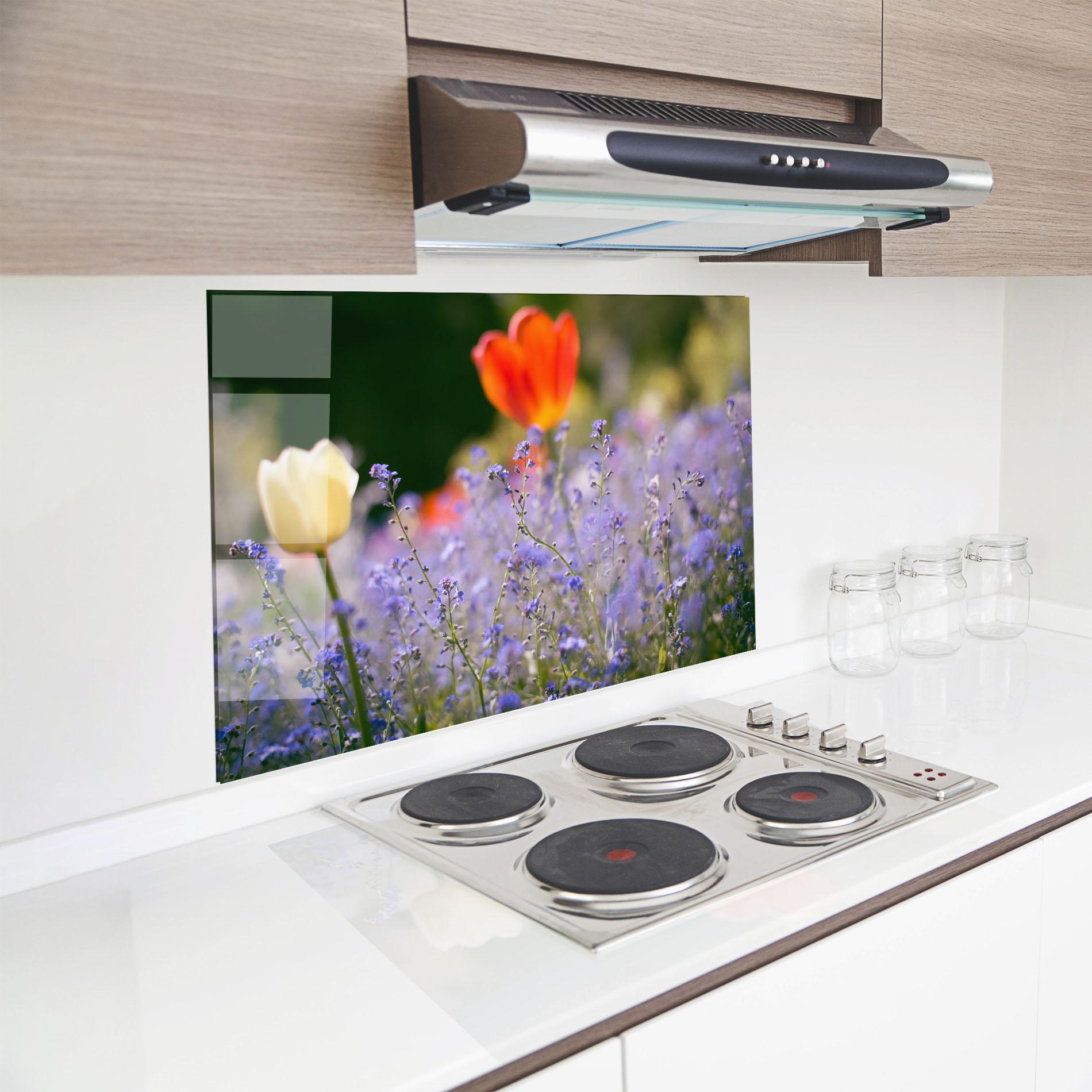 Panou Sticla Bucatarie Small Little Spring Flower mockup 8